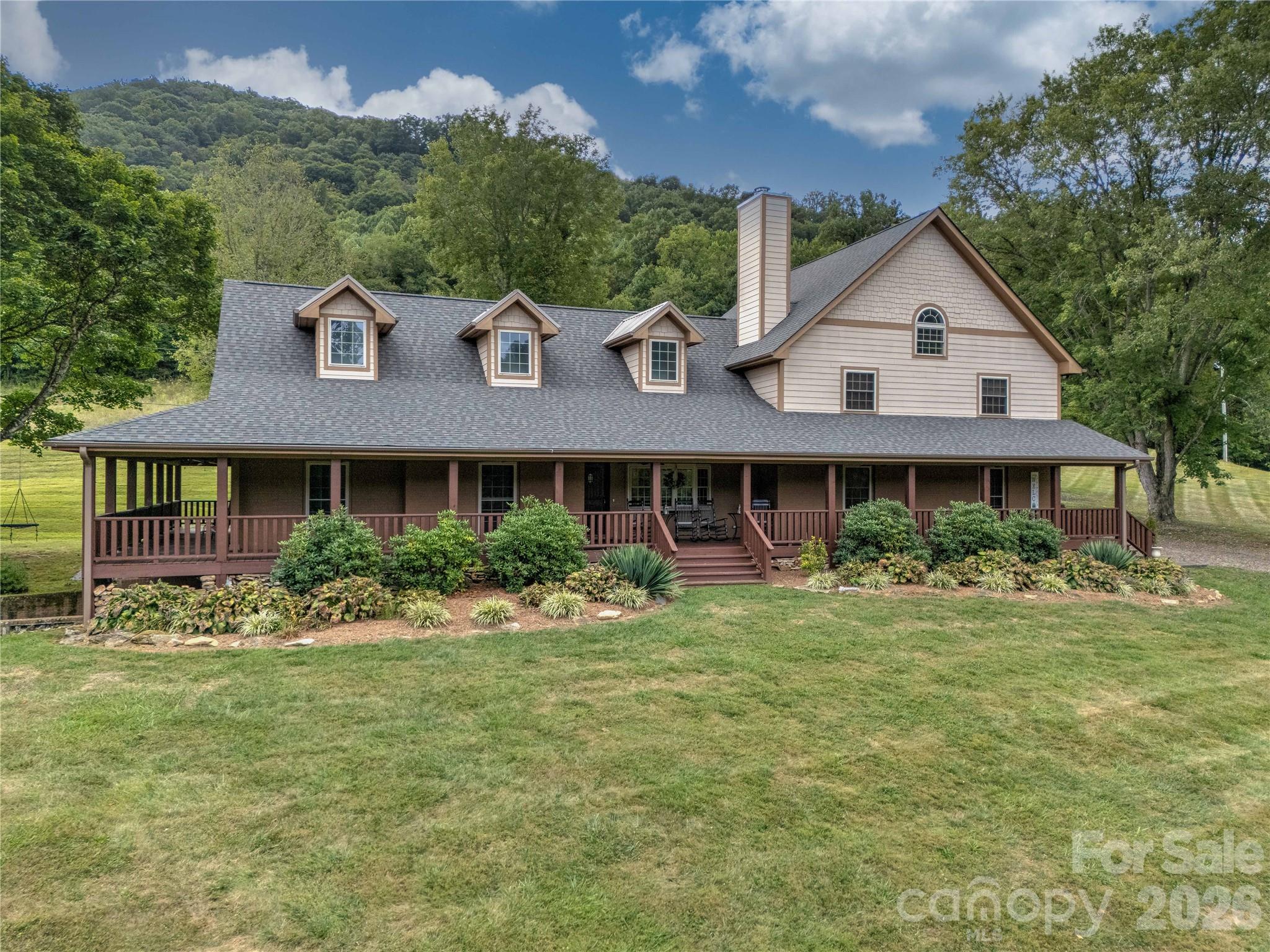 97 Circle E Ranch Road — Burnsville