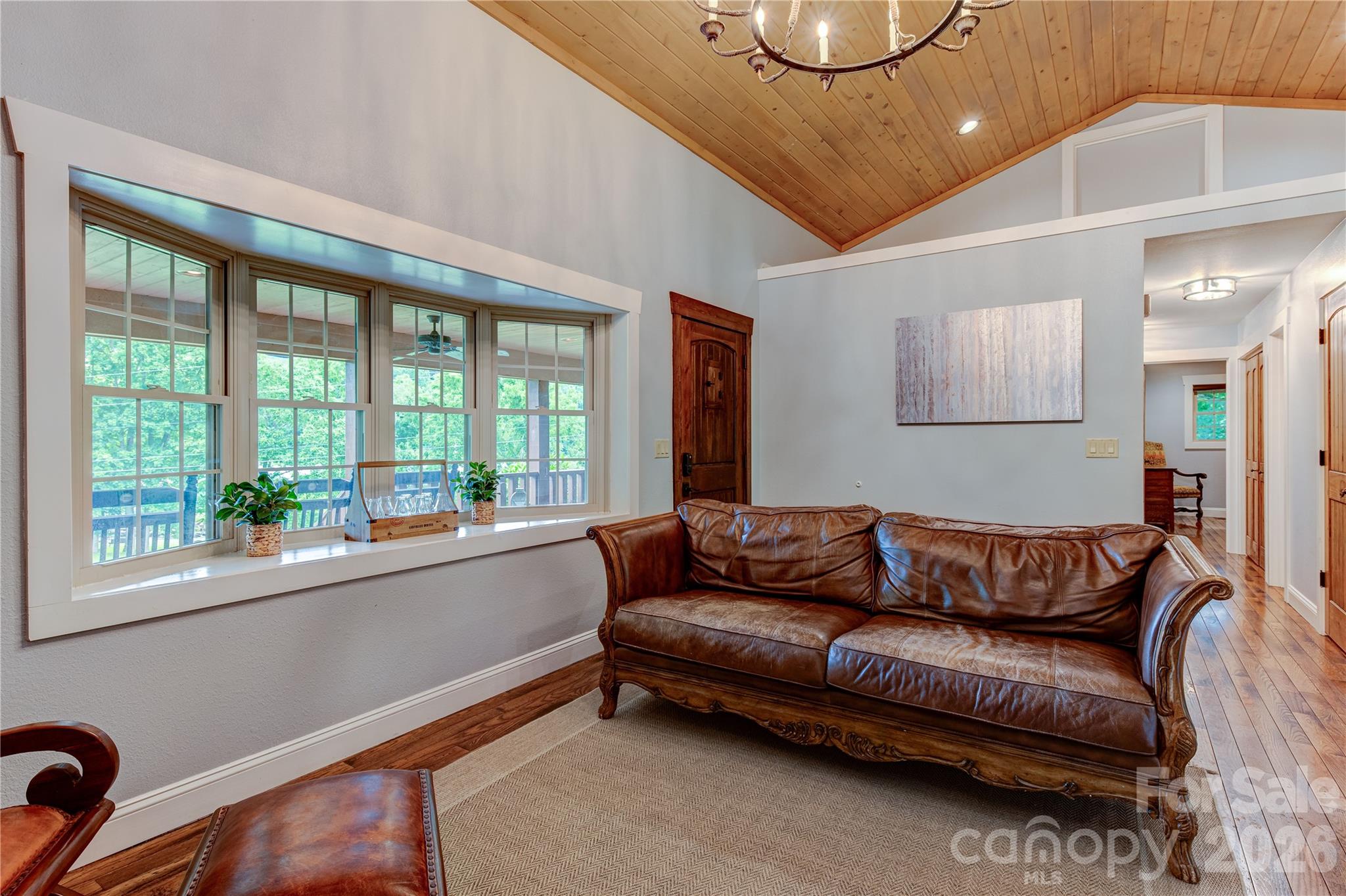 97 Circle E Ranch Road — Burnsville