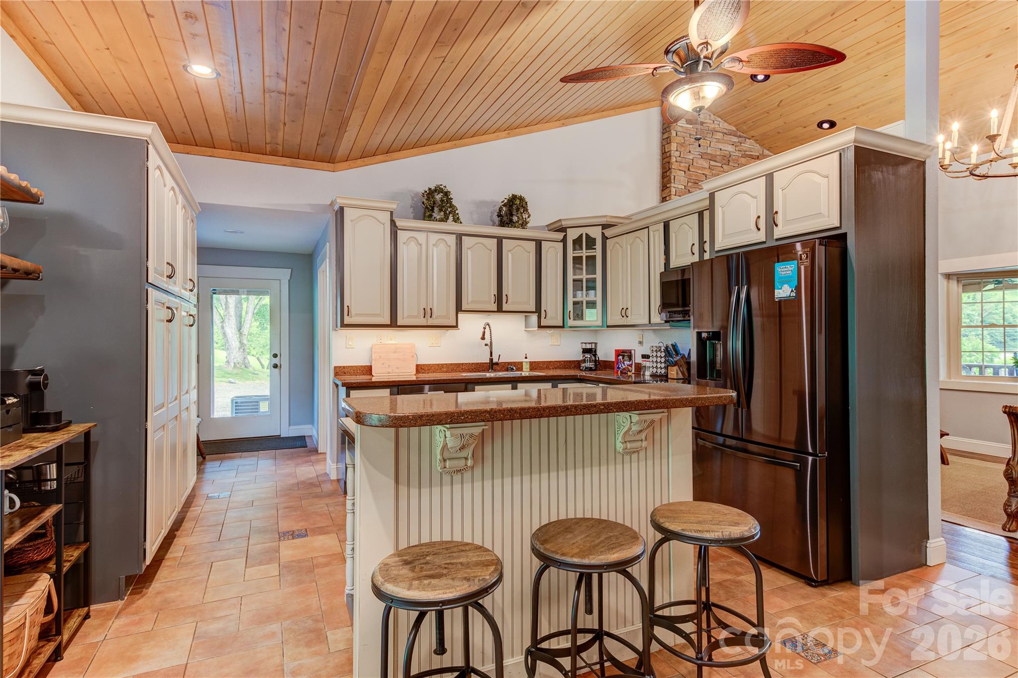 97 Circle E Ranch Road — Burnsville