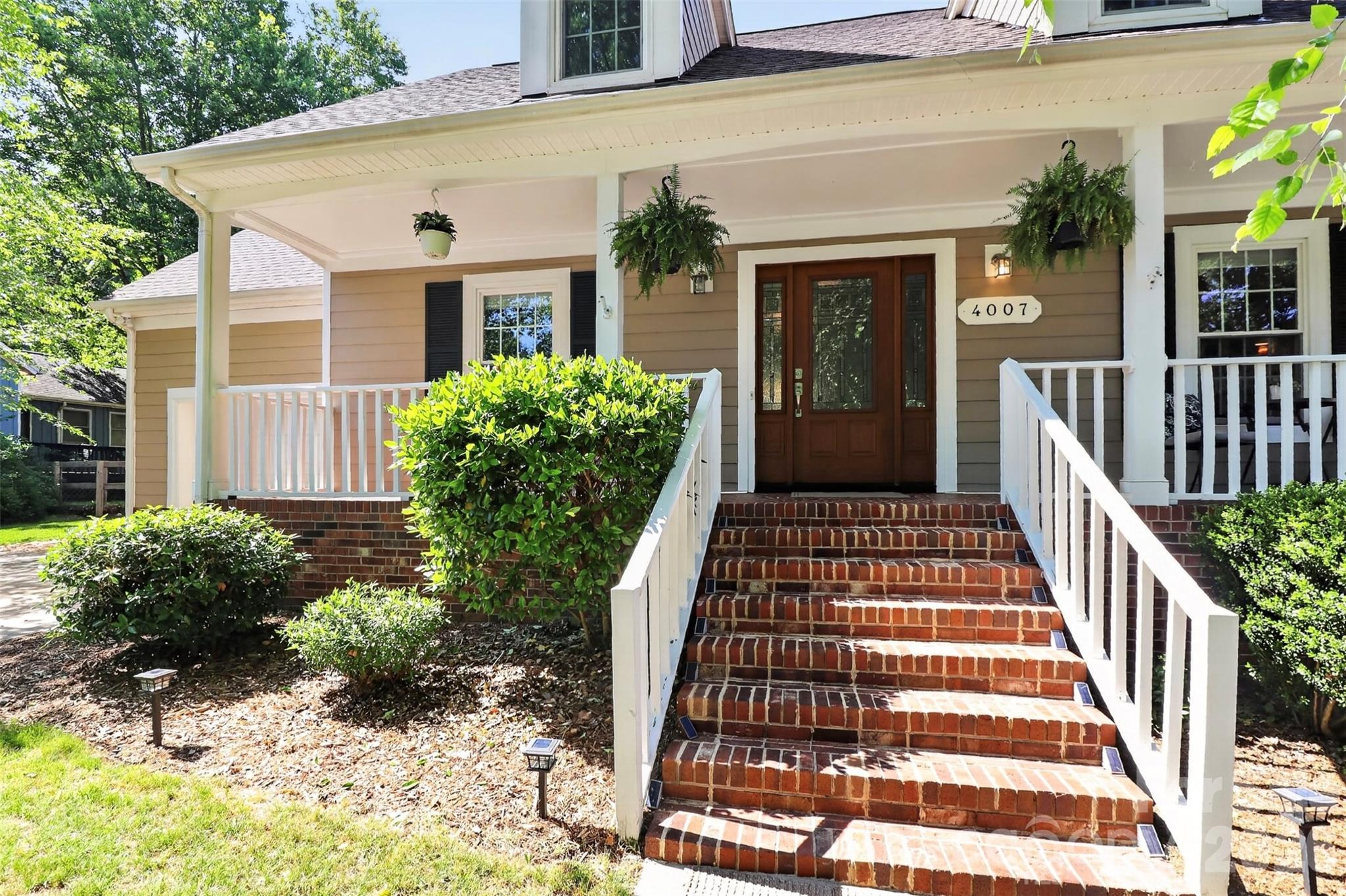 4007 Meadowridge Drive — Charlotte