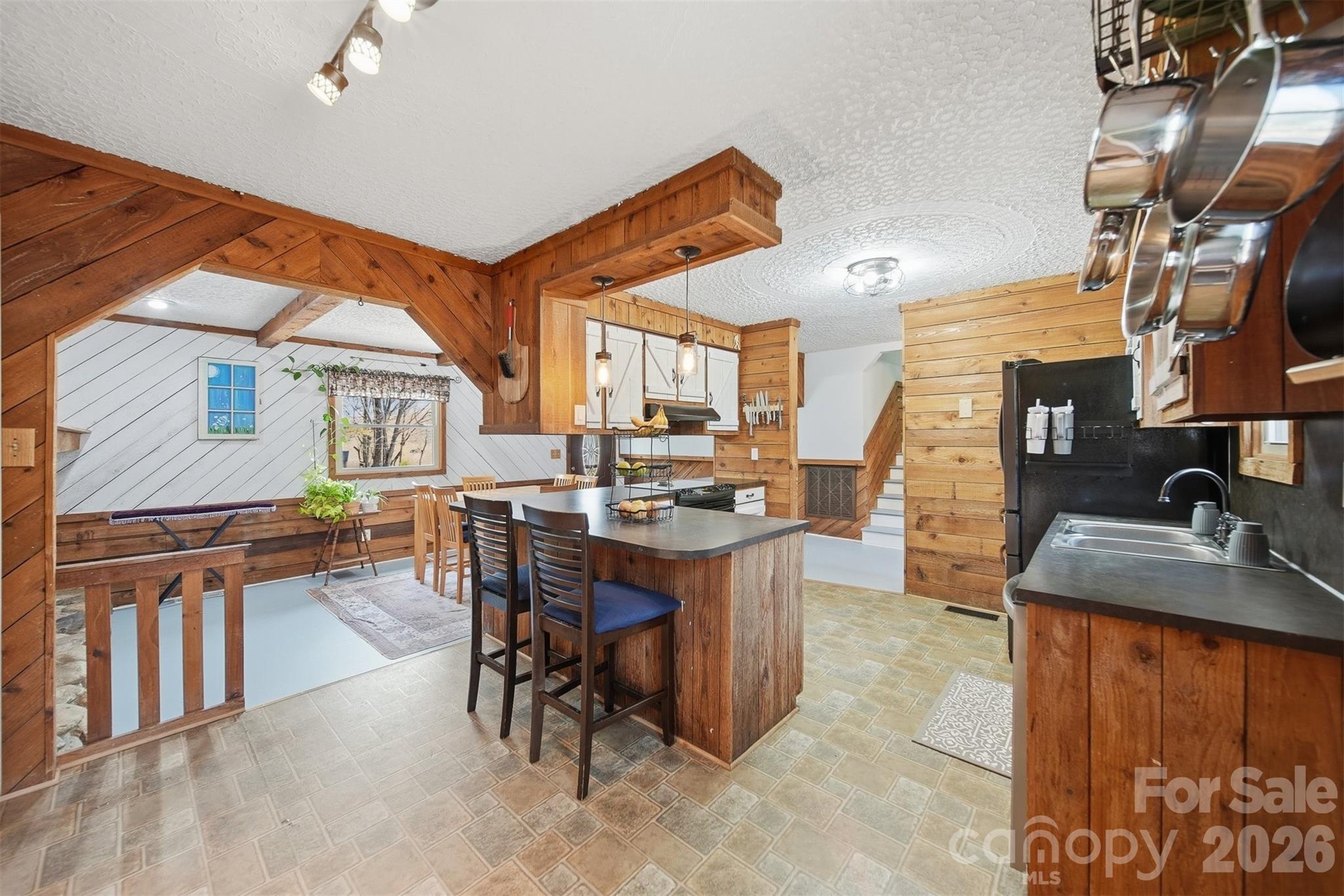 608 Hoyle Street — Lincolnton