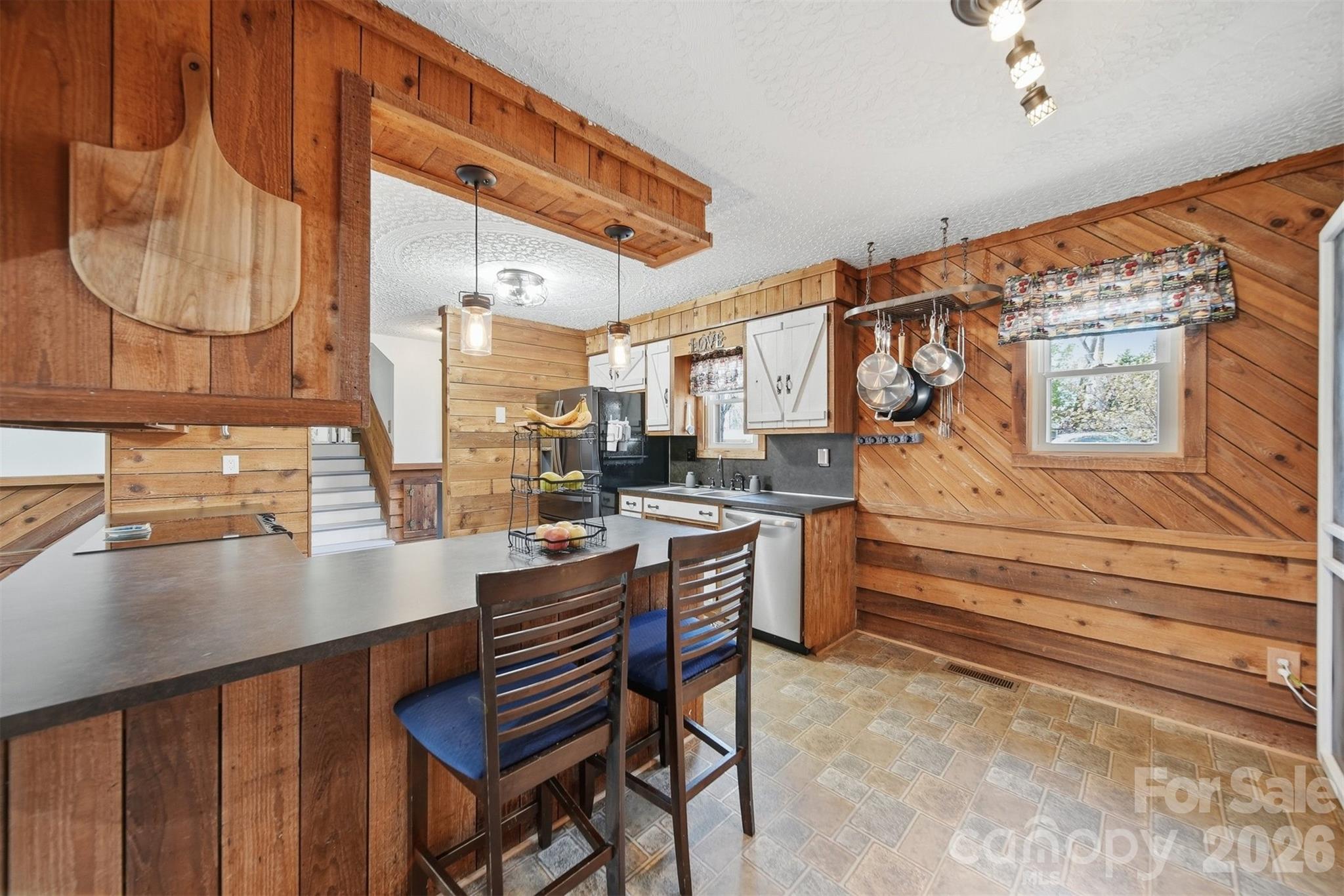 608 Hoyle Street — Lincolnton