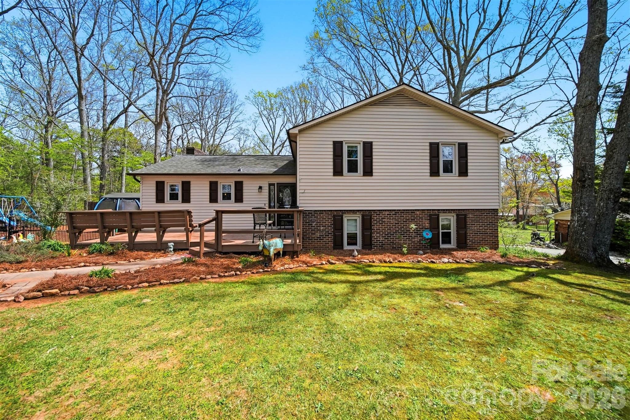 608 Hoyle Street — Lincolnton
