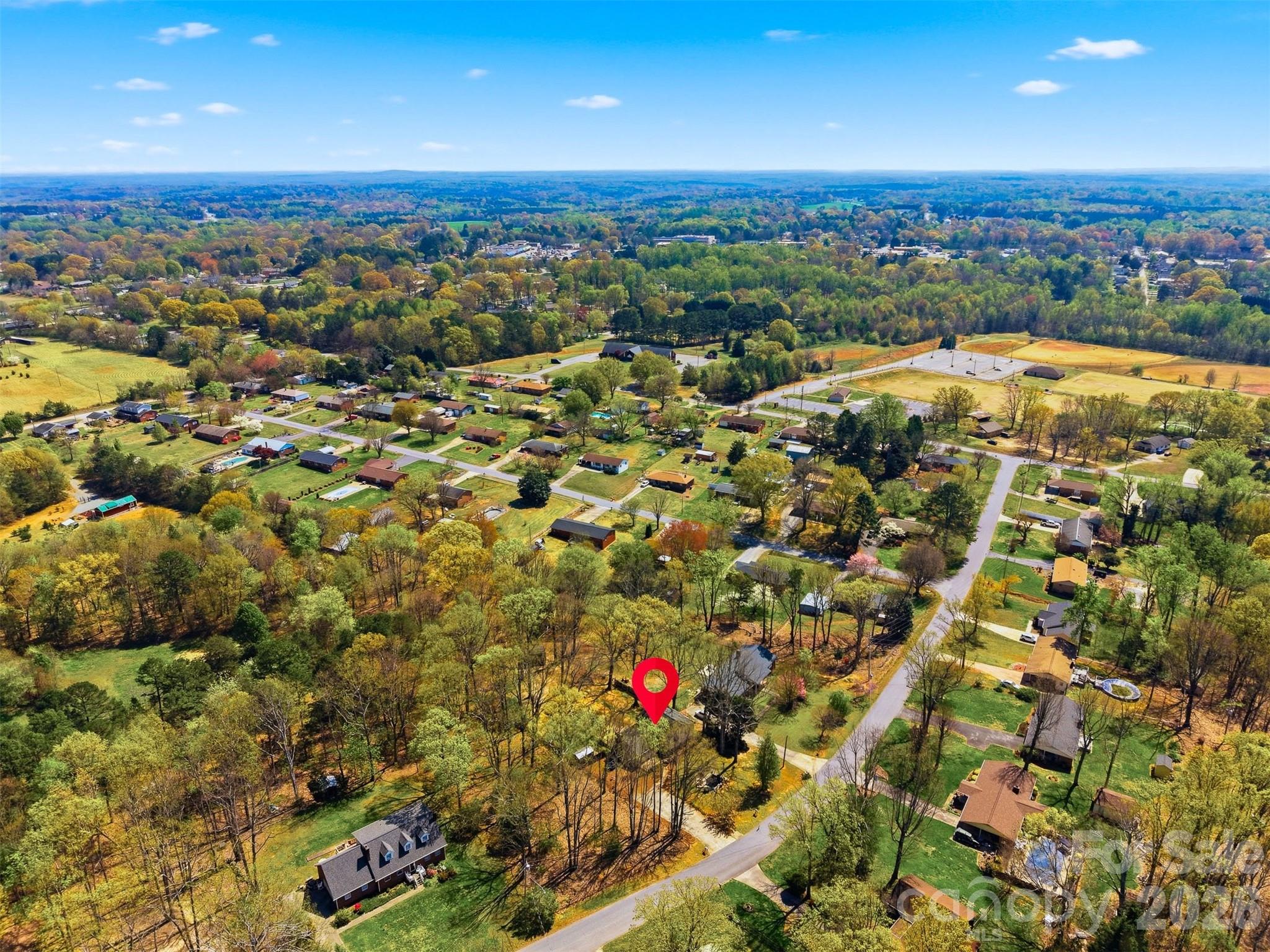 608 Hoyle Street — Lincolnton