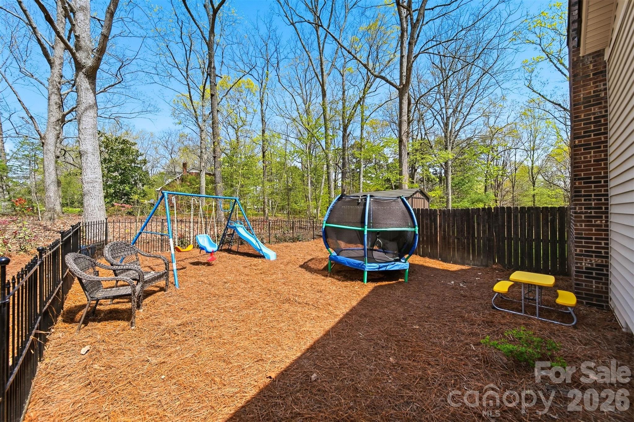 608 Hoyle Street — Lincolnton