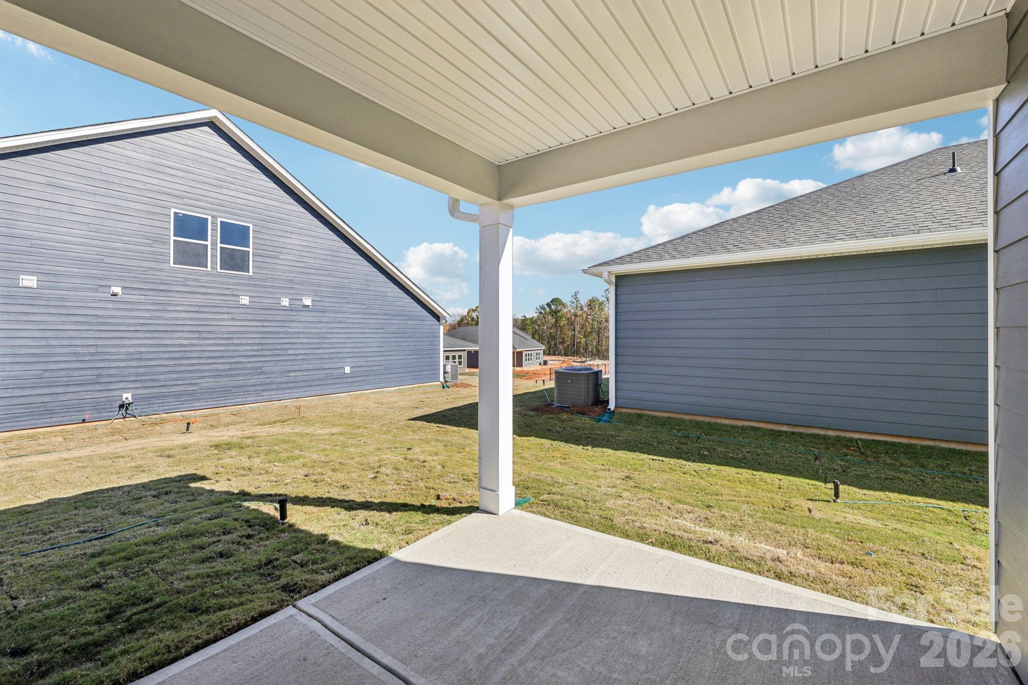 690 Darya Drive — York