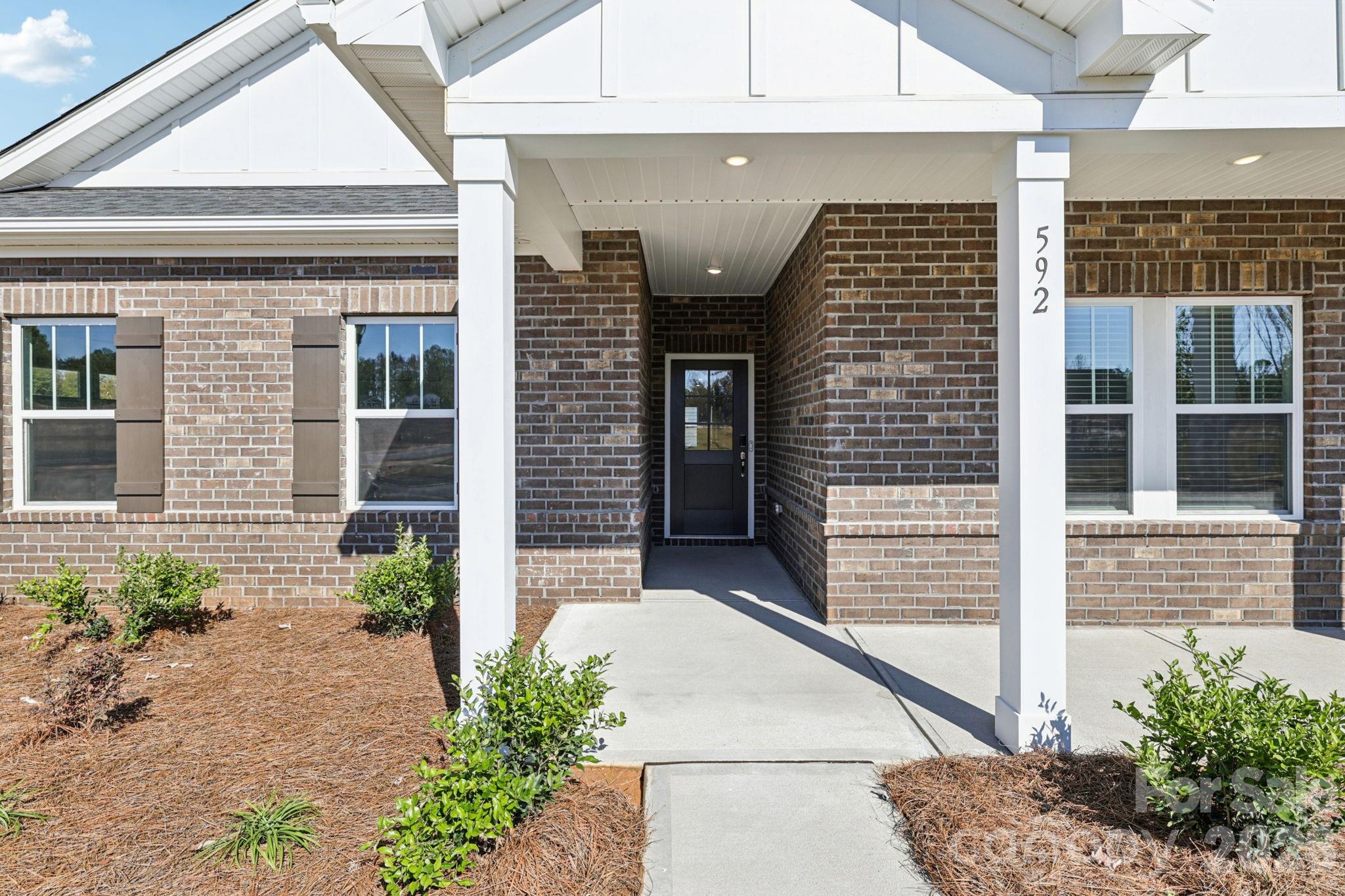 690 Darya Drive — York