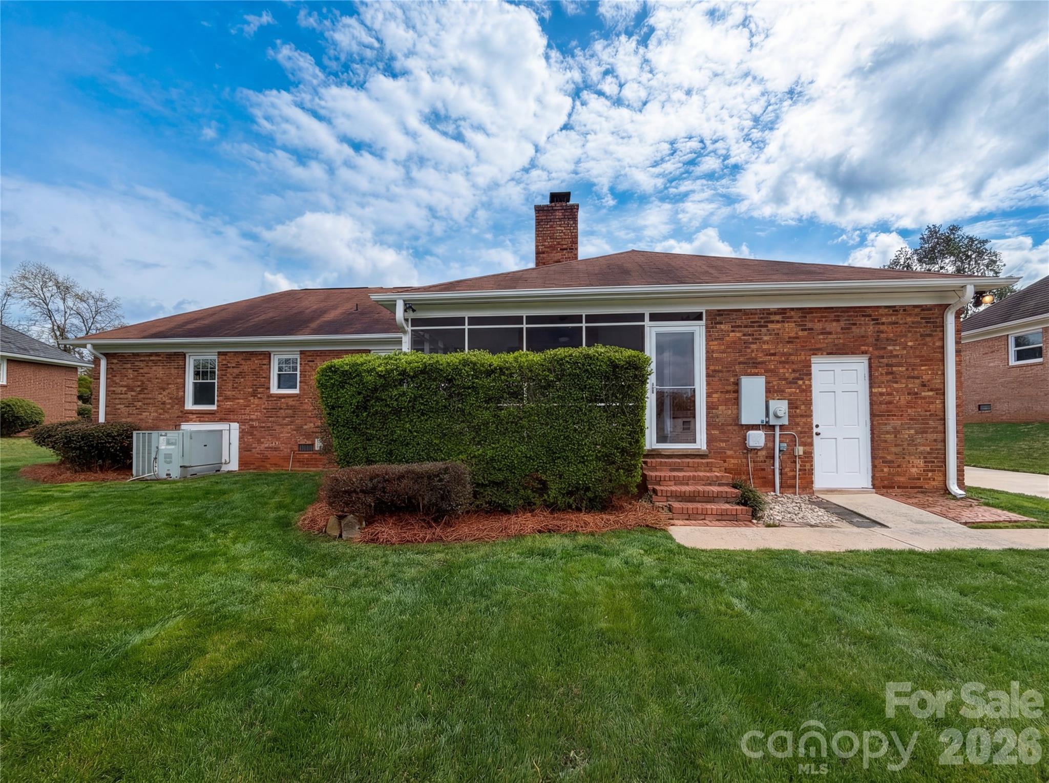 6214 Ashcrest Drive — Charlotte