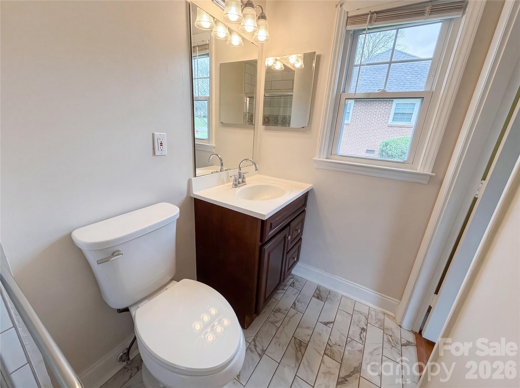 6214 Ashcrest Drive — Charlotte