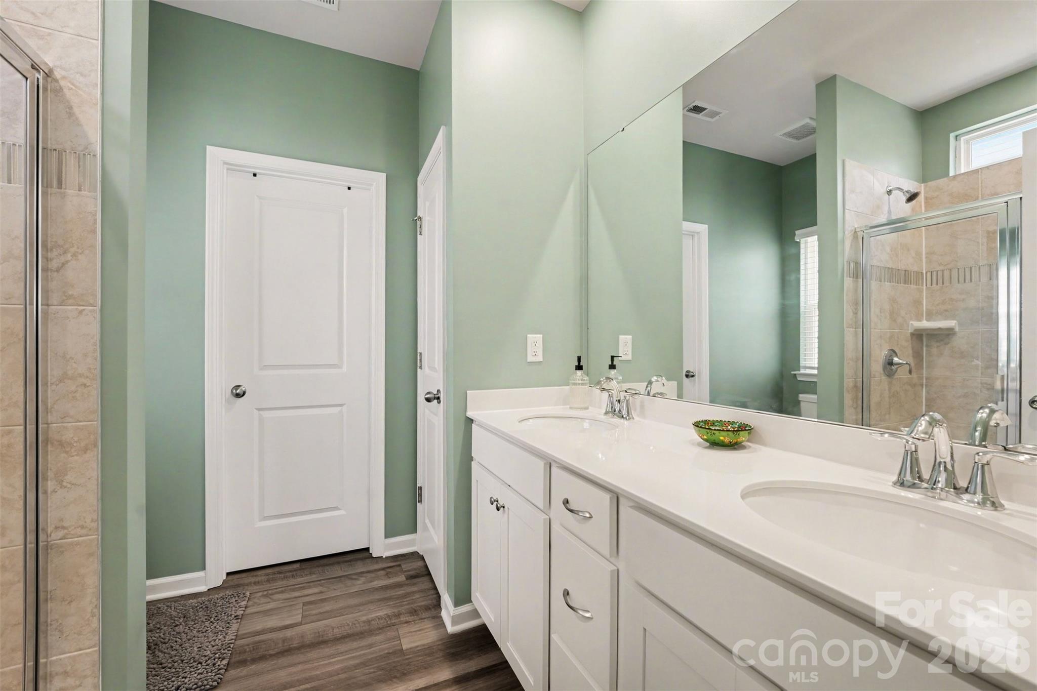 210 Eden Avenue — Mooresville