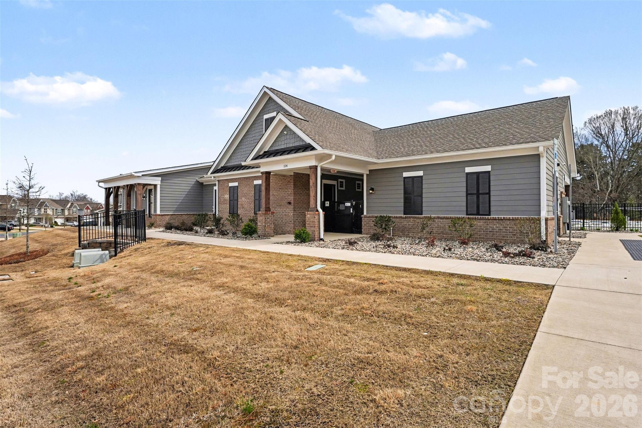 210 Eden Avenue — Mooresville