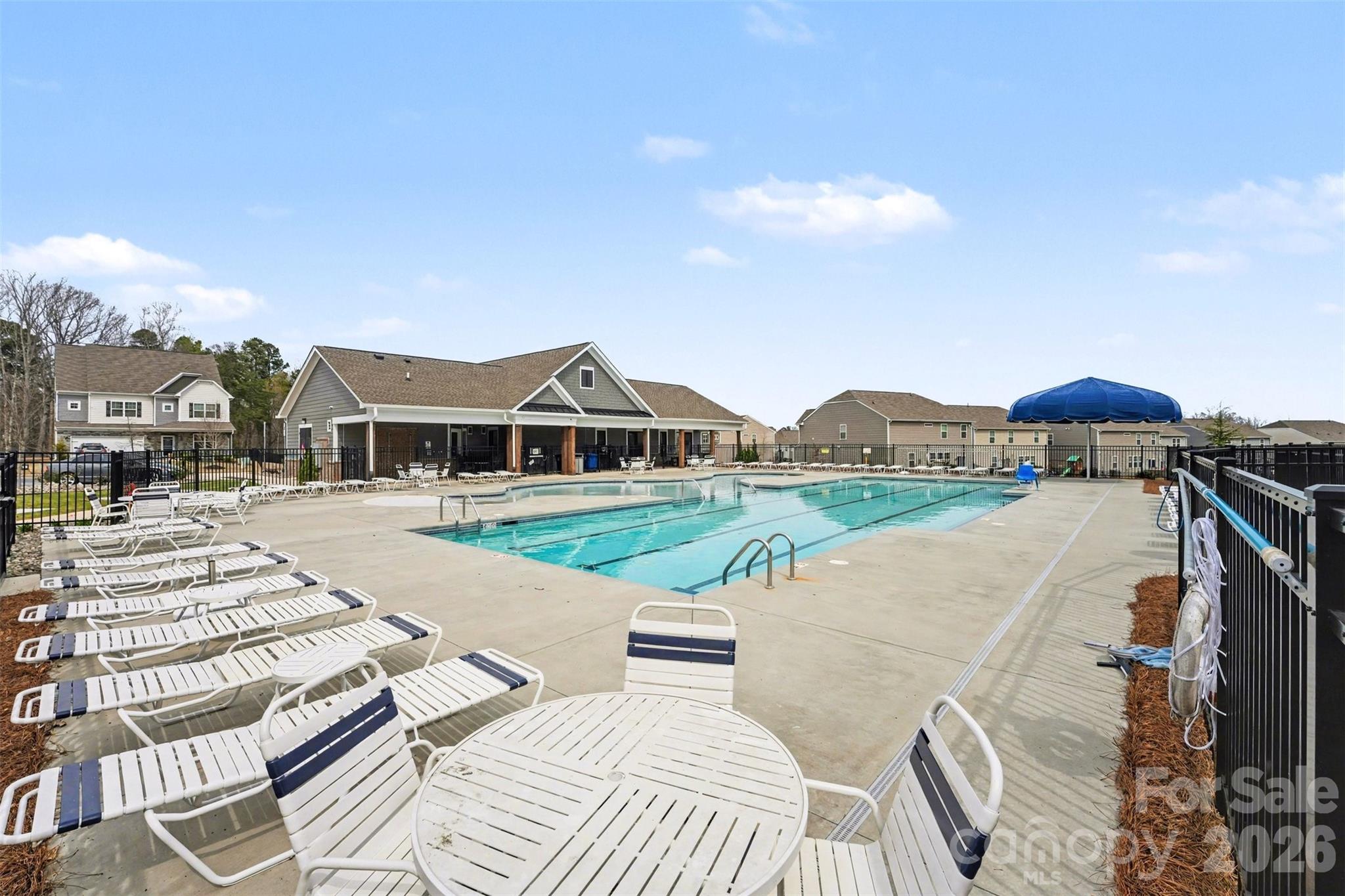 210 Eden Avenue — Mooresville