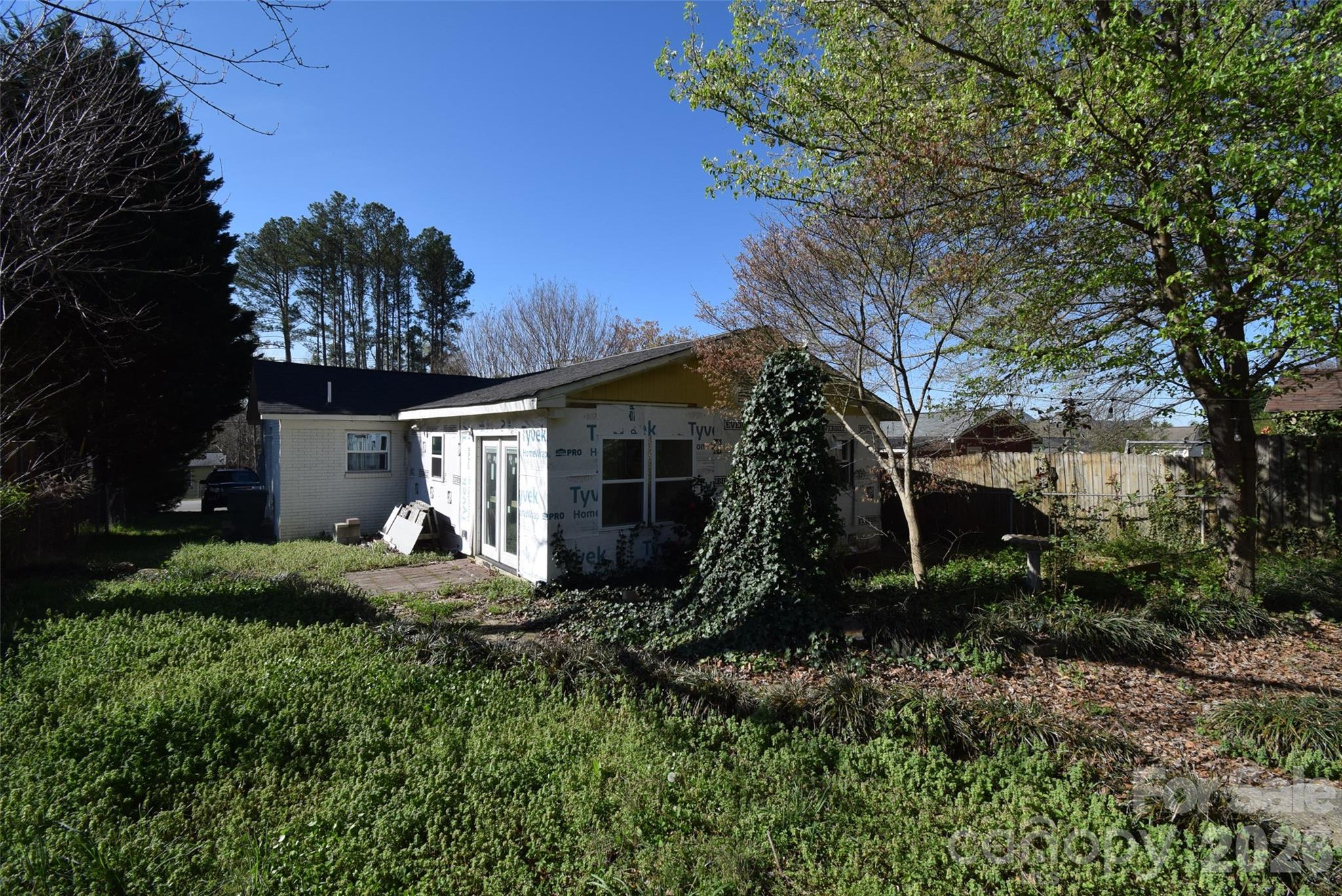 2546 Amber Crest Drive — Gastonia
