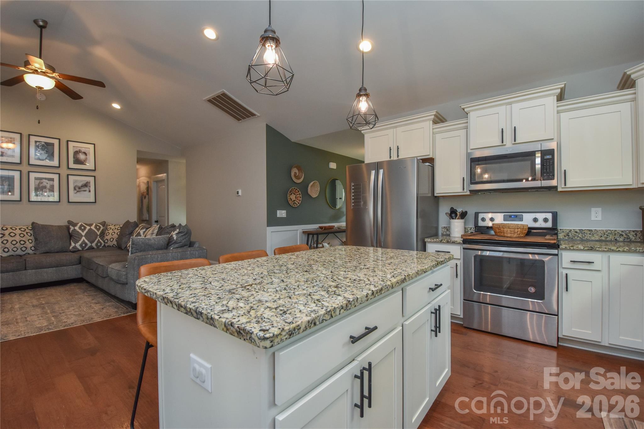 1809 Megan Ann Lane — Lincolnton