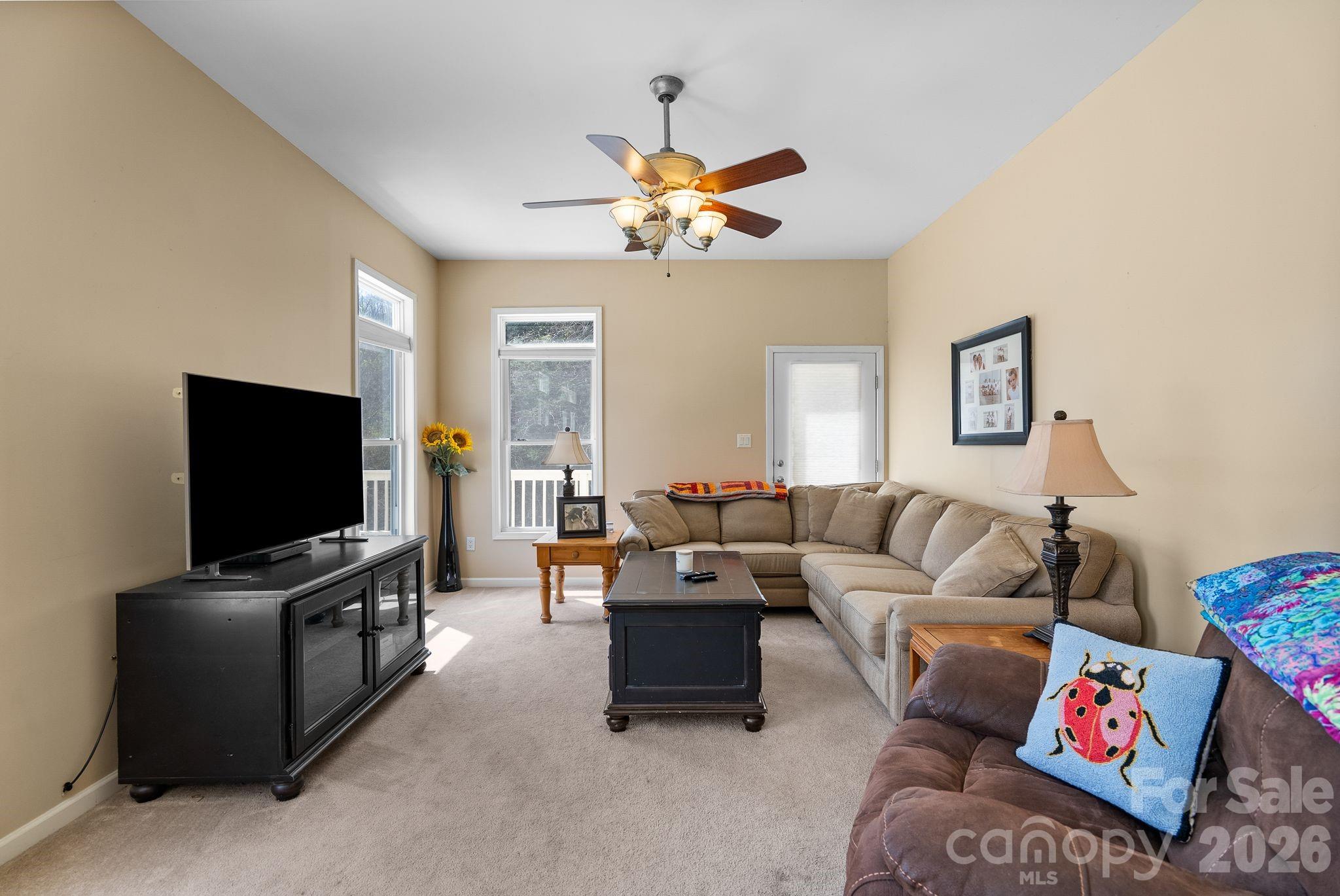 267 Eagles Trace — Canton