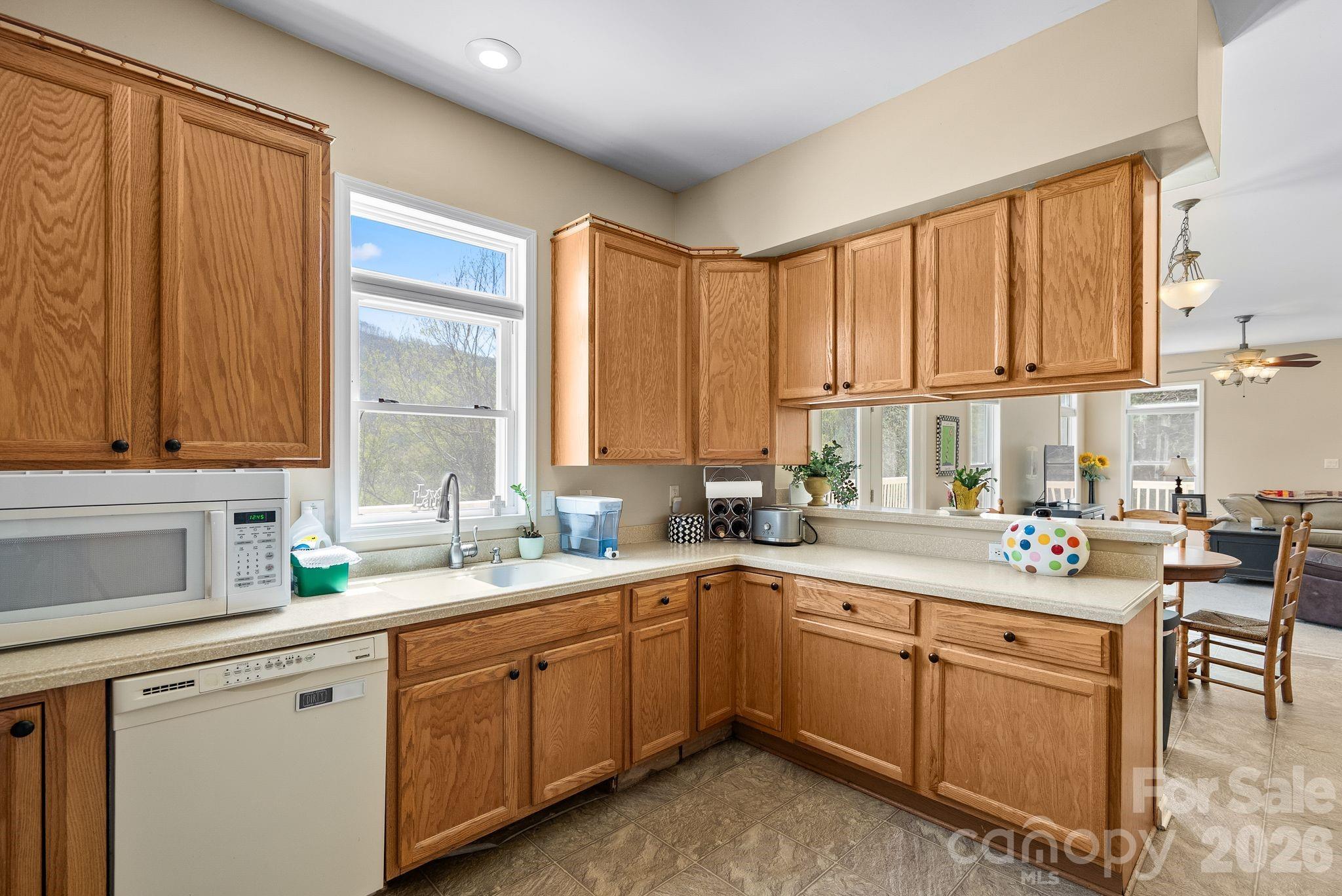 267 Eagles Trace — Canton