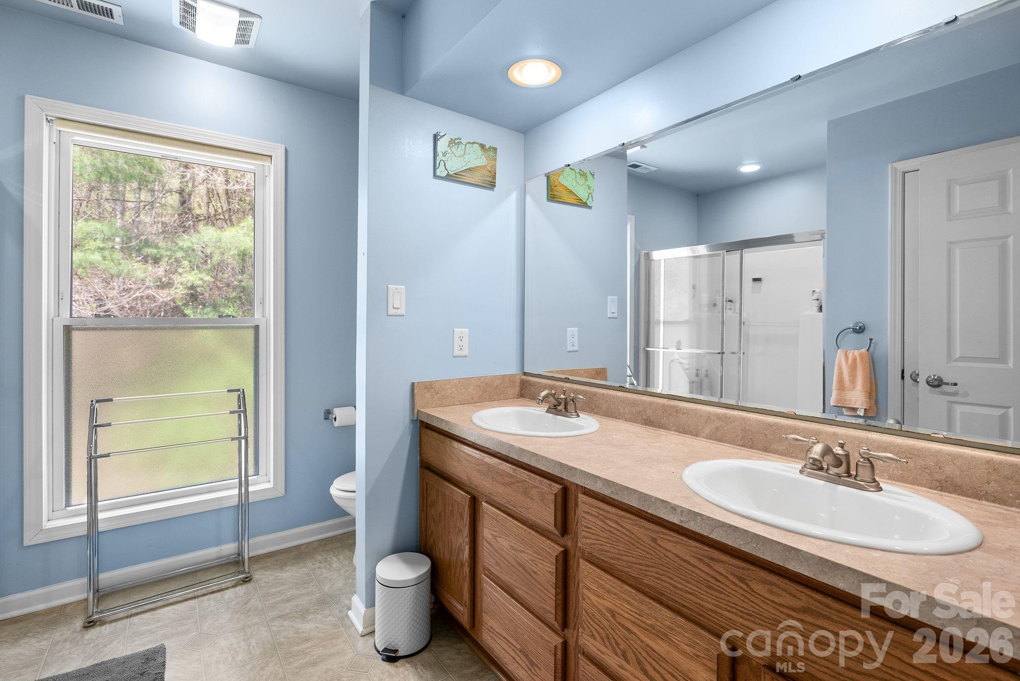 267 Eagles Trace — Canton