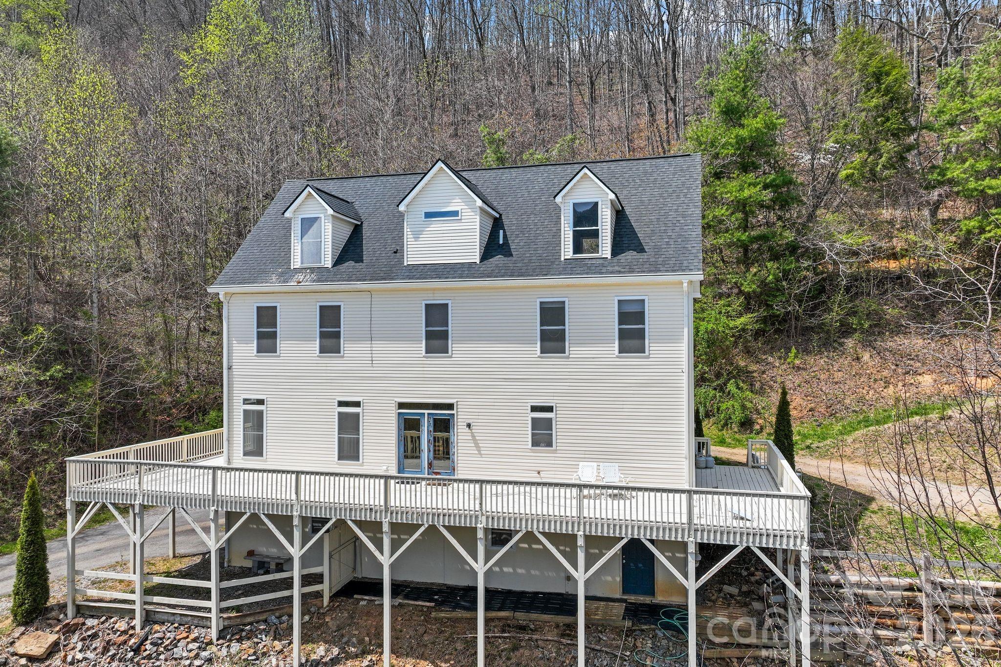 267 Eagles Trace — Canton