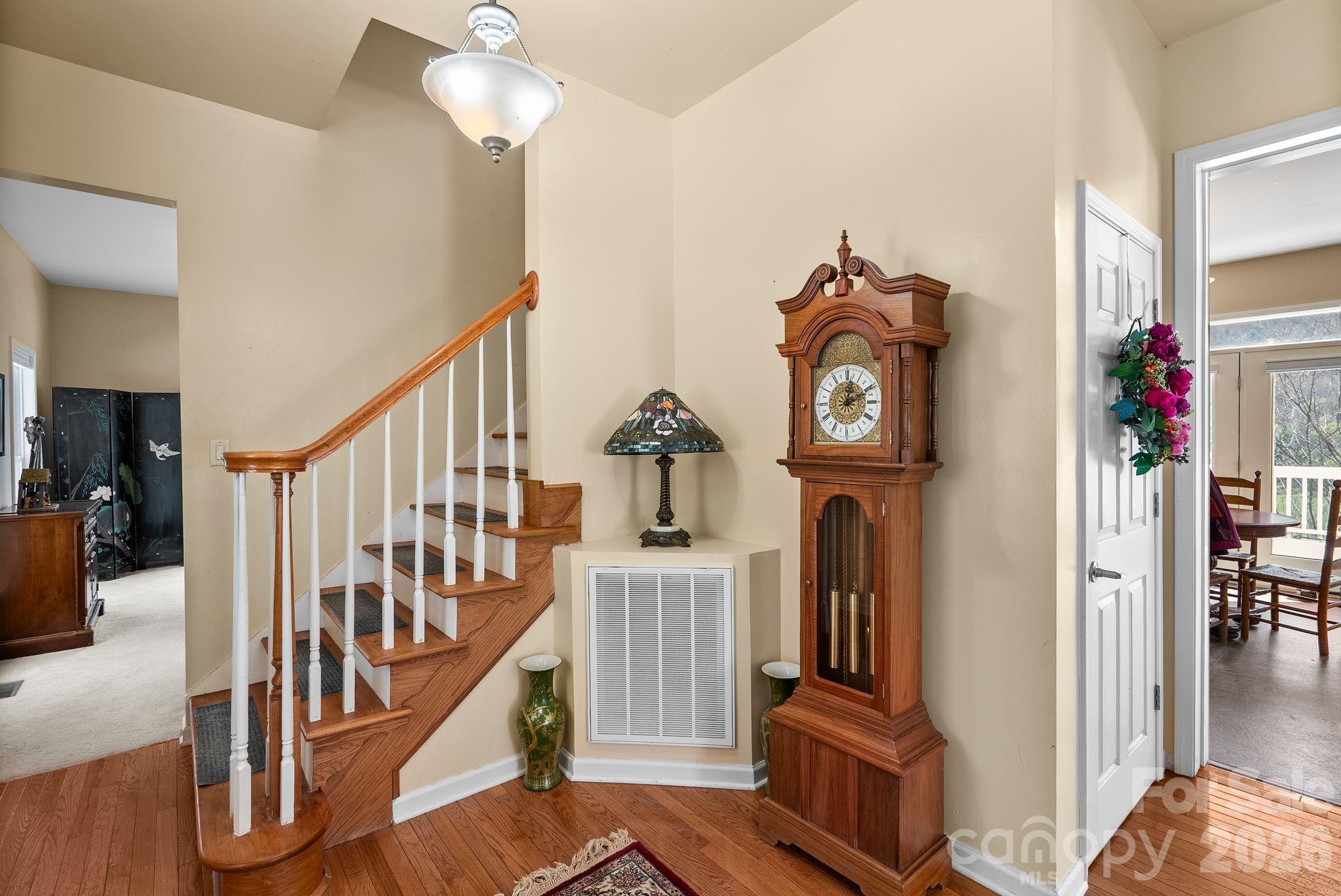 267 Eagles Trace — Canton