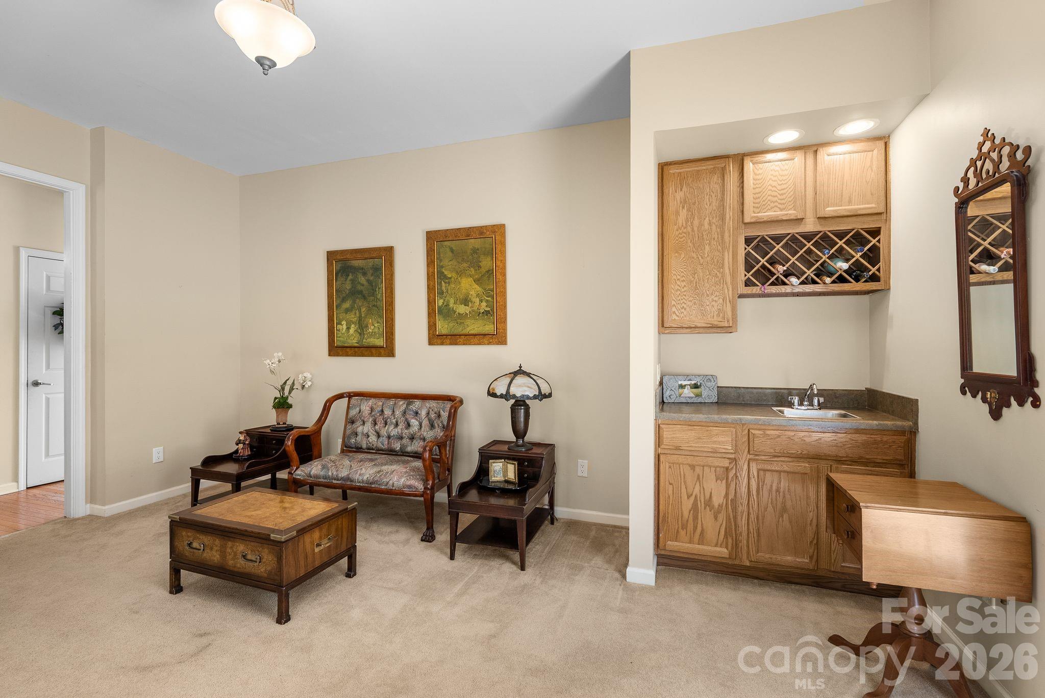 267 Eagles Trace — Canton