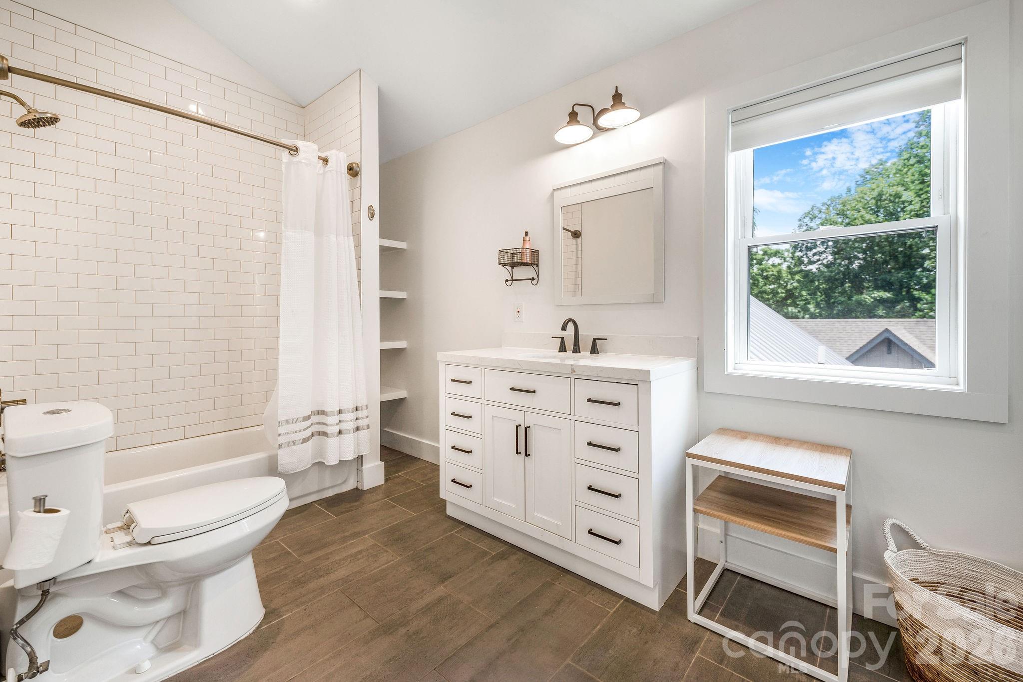 192 Virginia Avenue — Asheville