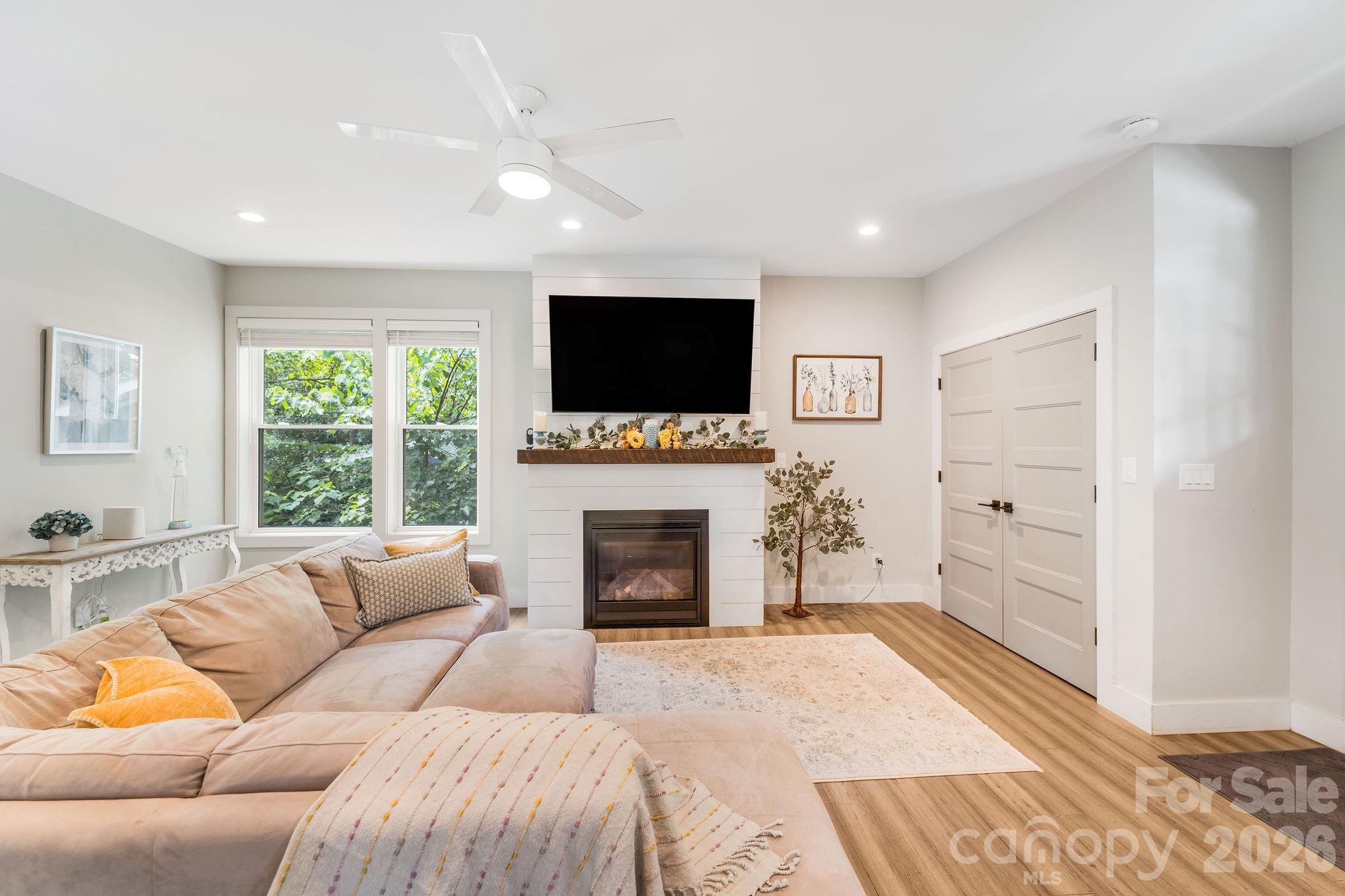 192 Virginia Avenue — Asheville