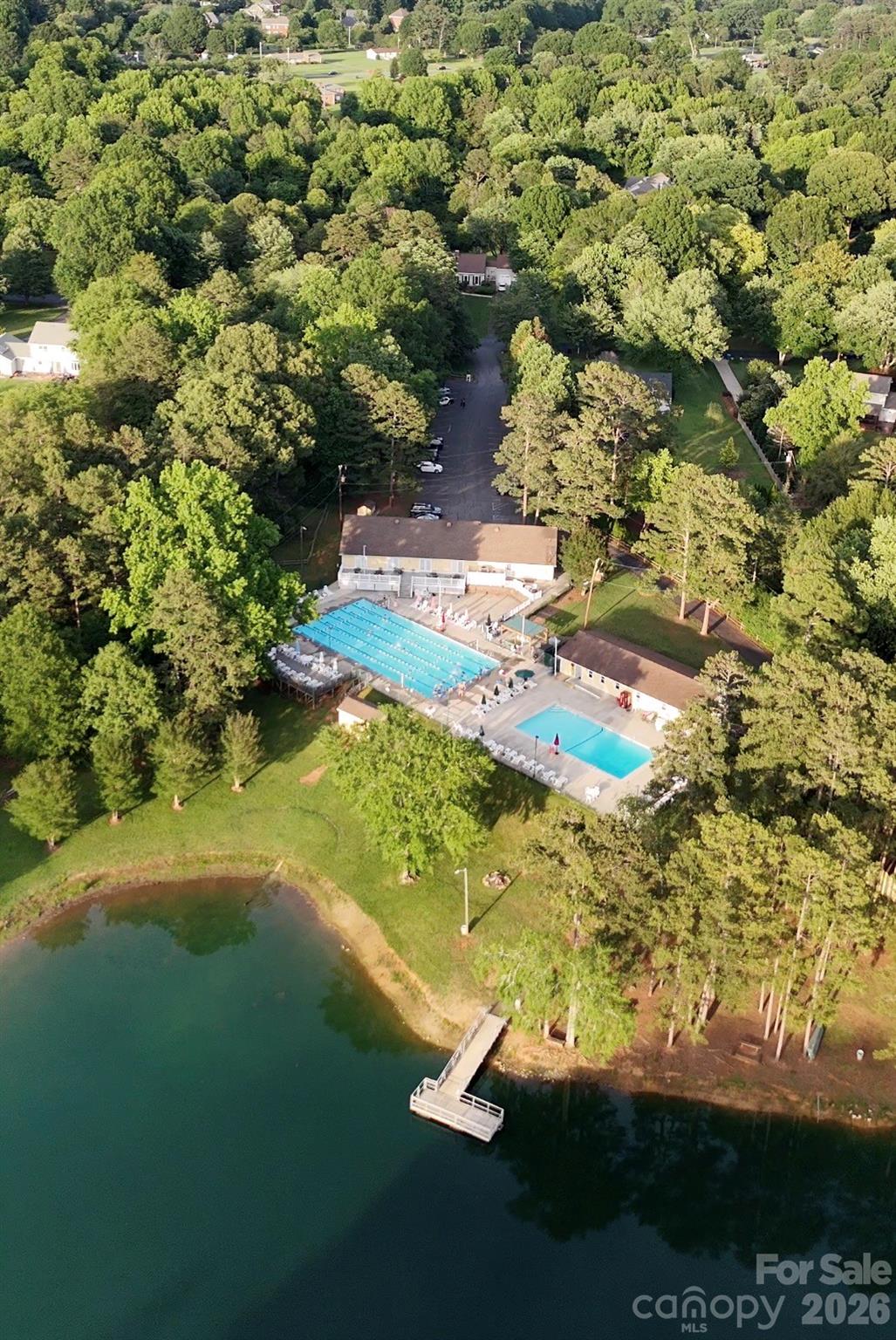 3231 Windrow Lane — Matthews