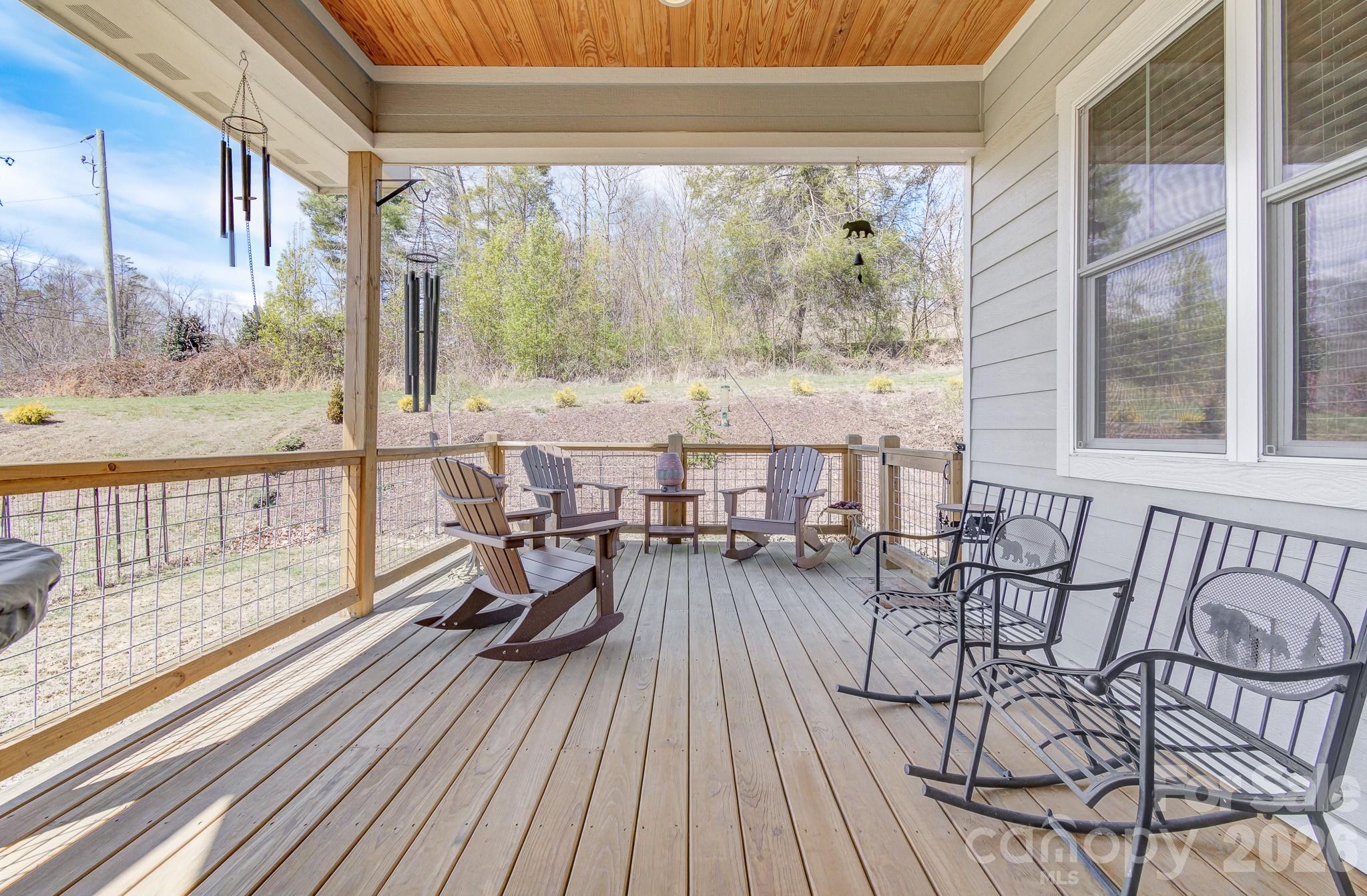35 Cider Hill Lane — Hendersonville