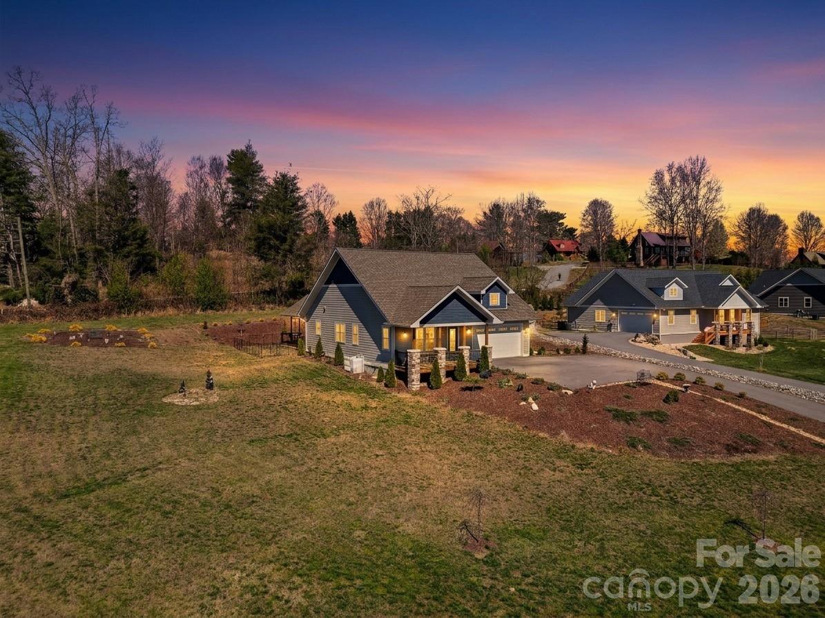 35 Cider Hill Lane — Hendersonville