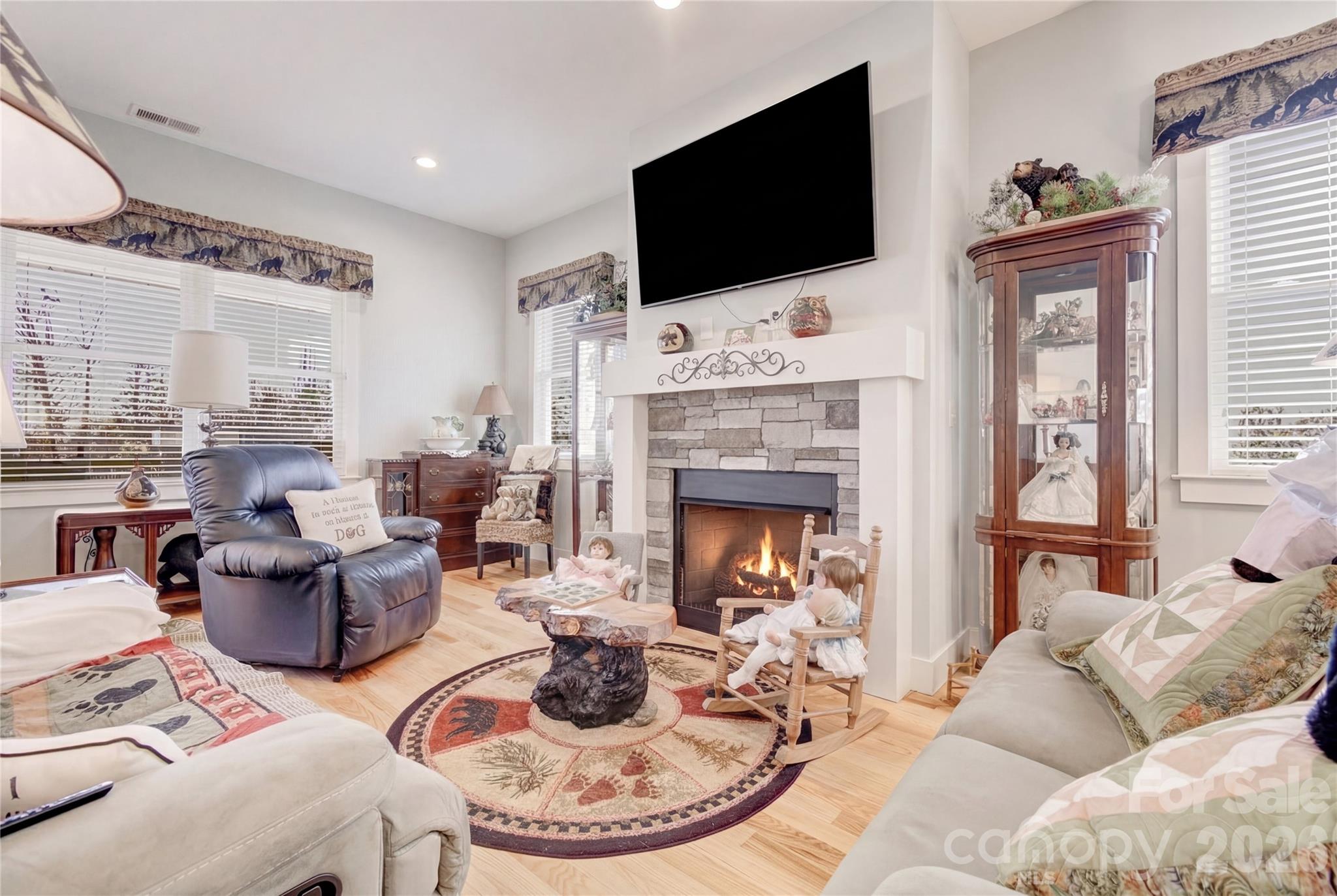 35 Cider Hill Lane — Hendersonville