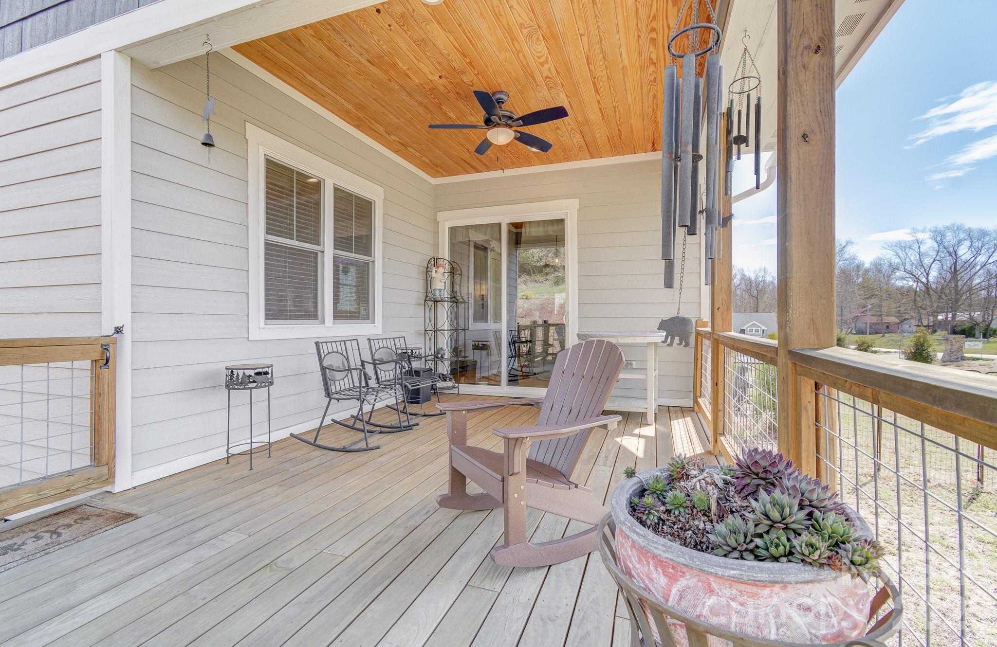 35 Cider Hill Lane — Hendersonville