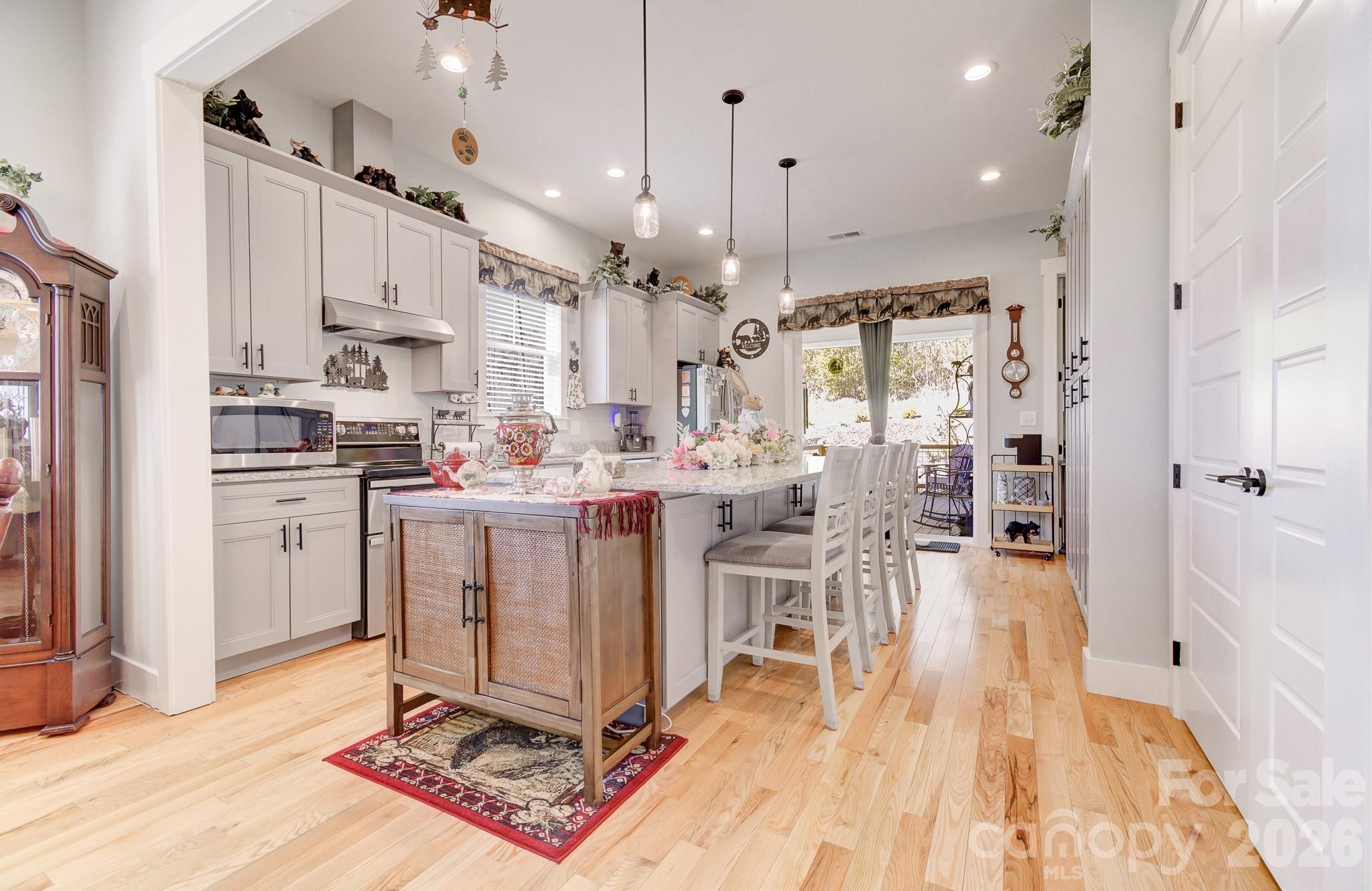 35 Cider Hill Lane — Hendersonville