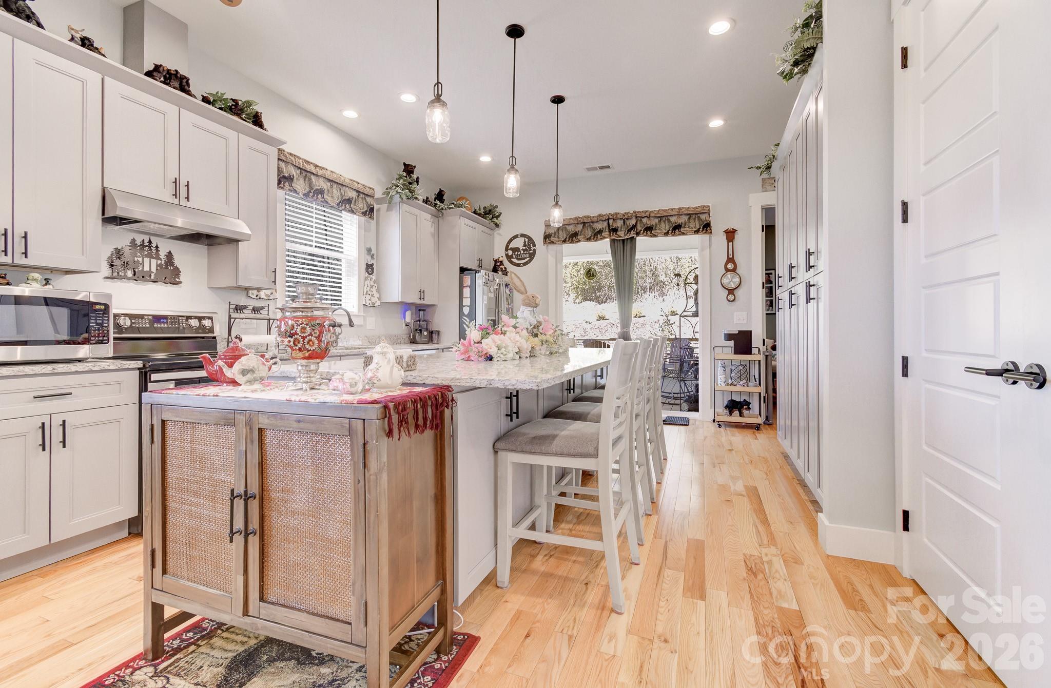 35 Cider Hill Lane — Hendersonville