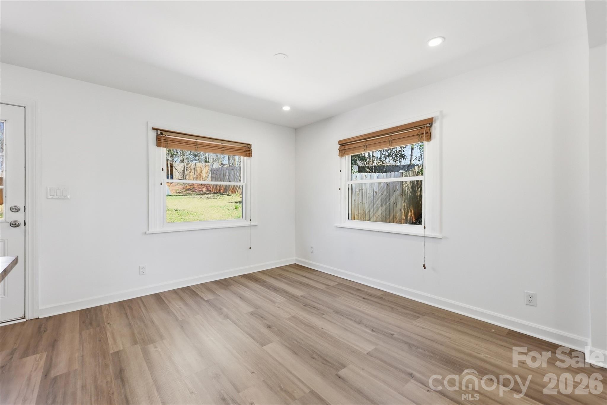 4920 Bright Road — Charlotte