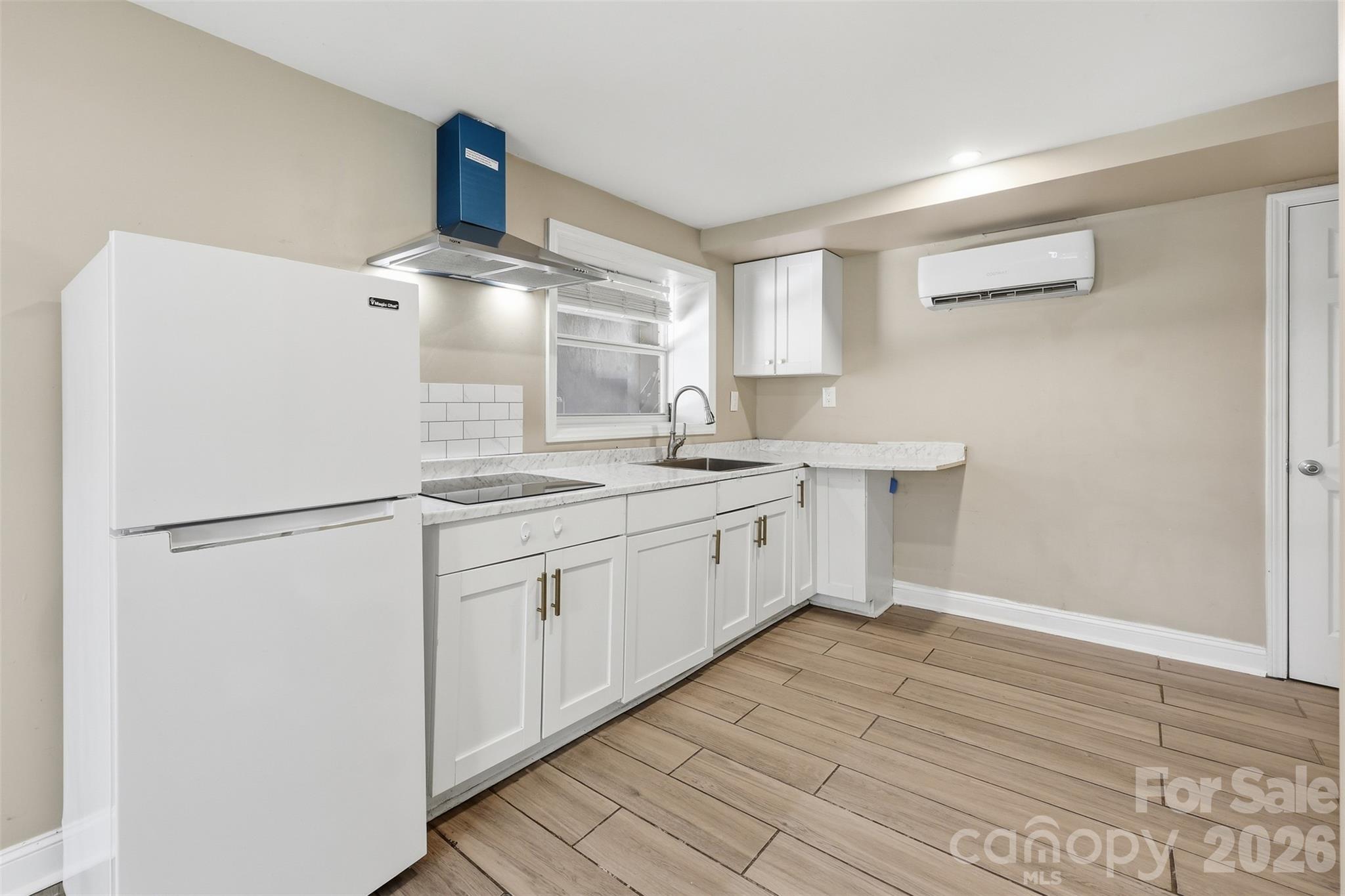 4920 Bright Road — Charlotte