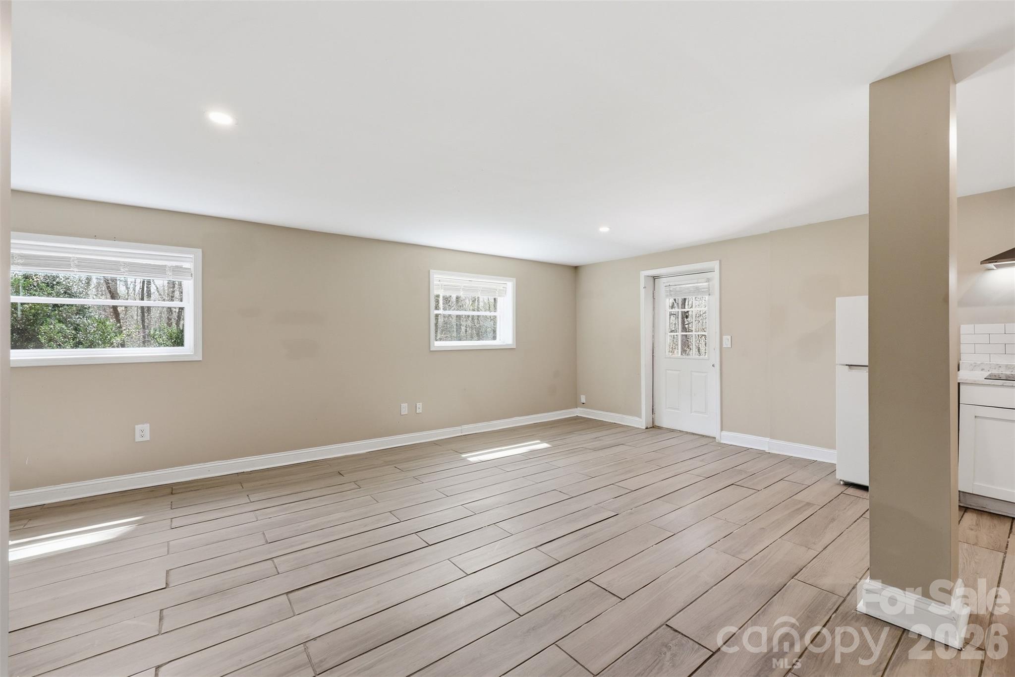 4920 Bright Road — Charlotte