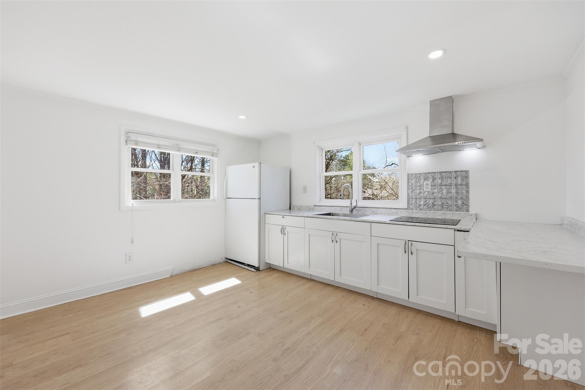 4920 Bright Road — Charlotte