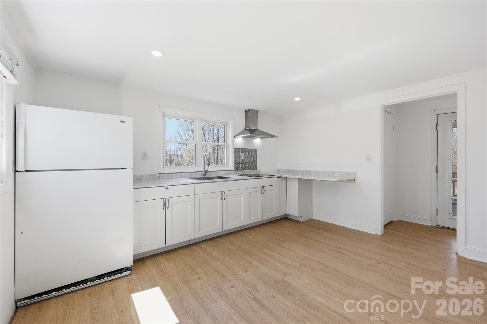 4920 Bright Road — Charlotte