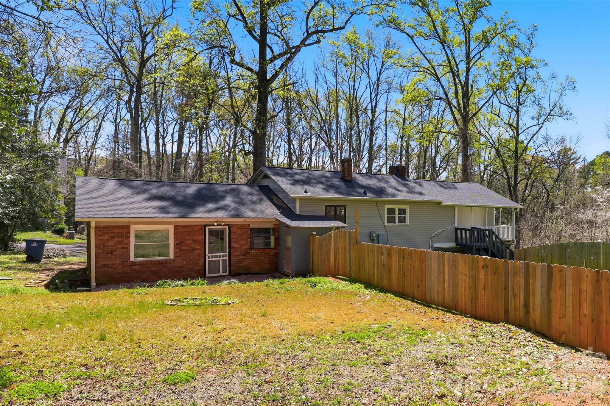 4920 Bright Road — Charlotte