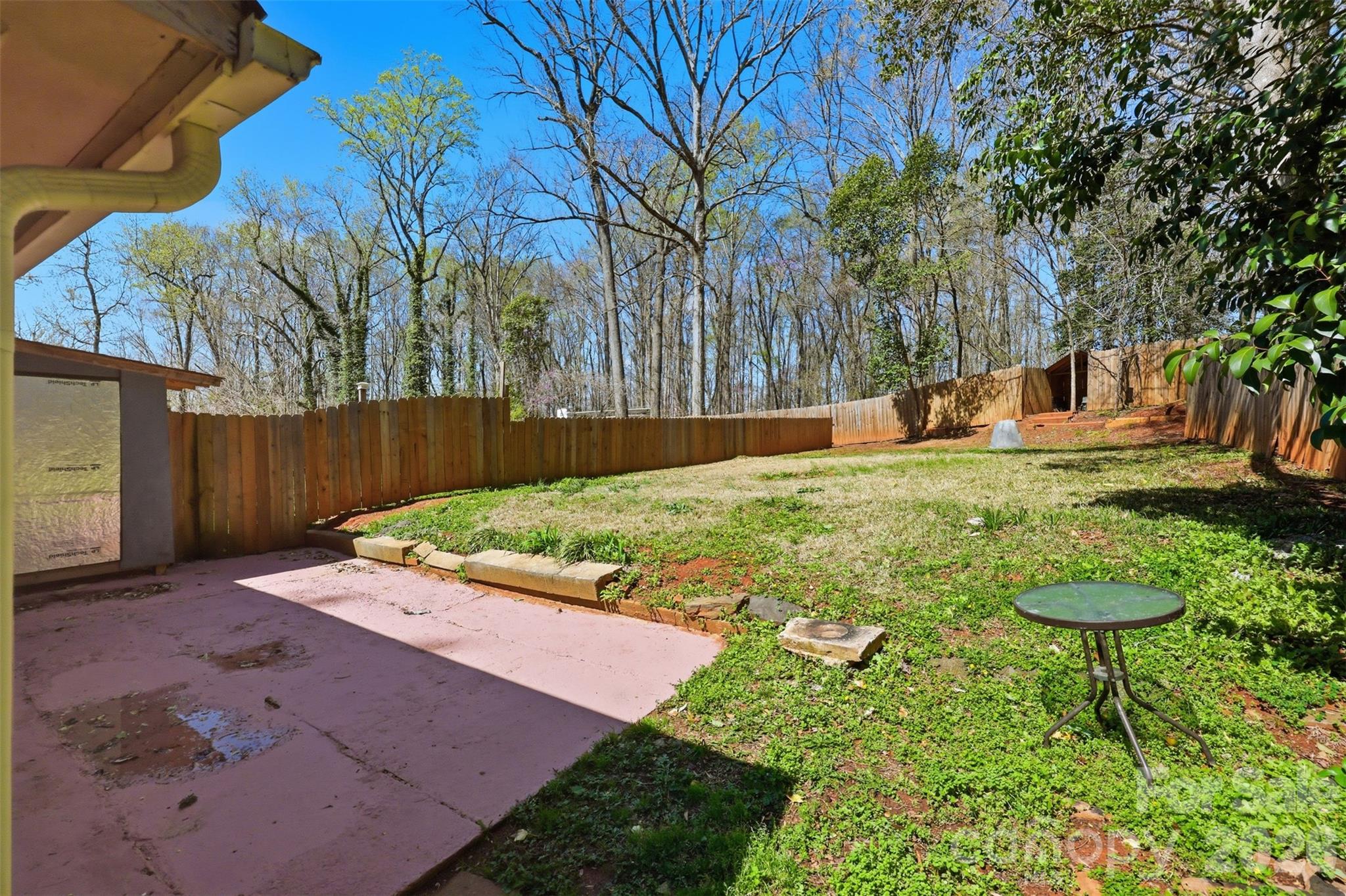 4920 Bright Road — Charlotte