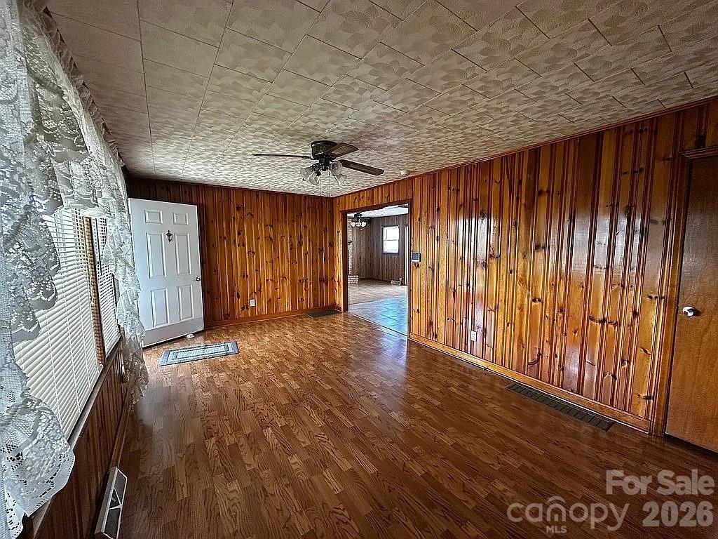 34 Sunset Drive — Brevard