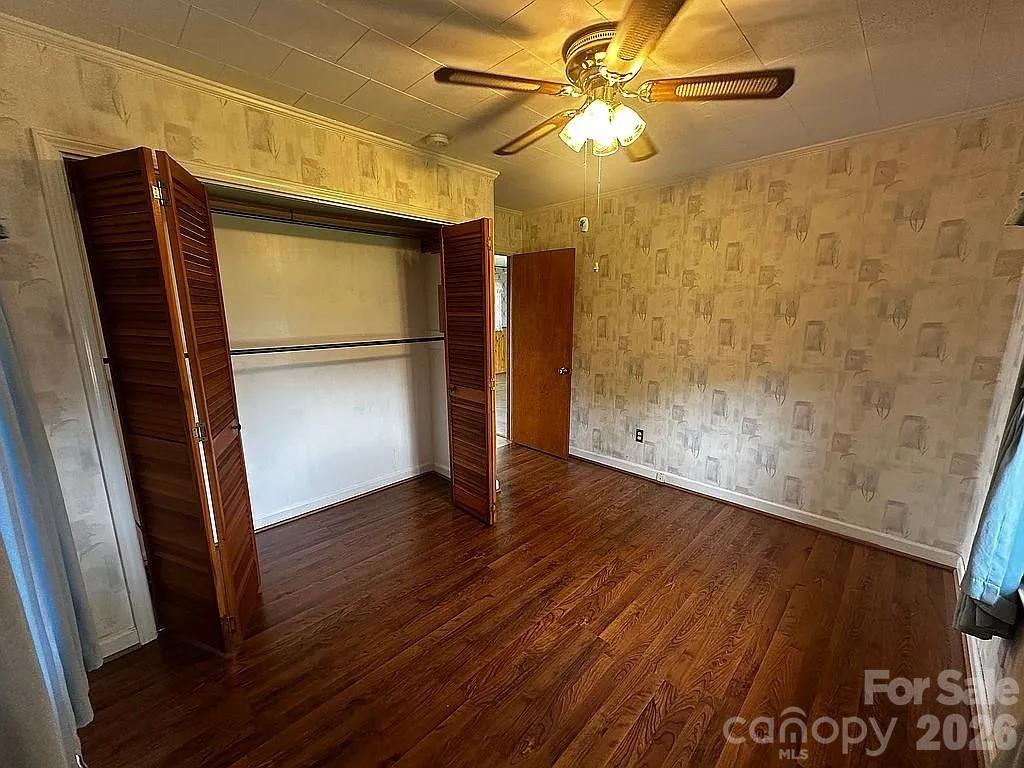 34 Sunset Drive — Brevard