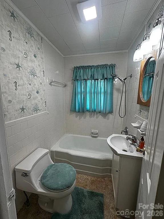 34 Sunset Drive — Brevard