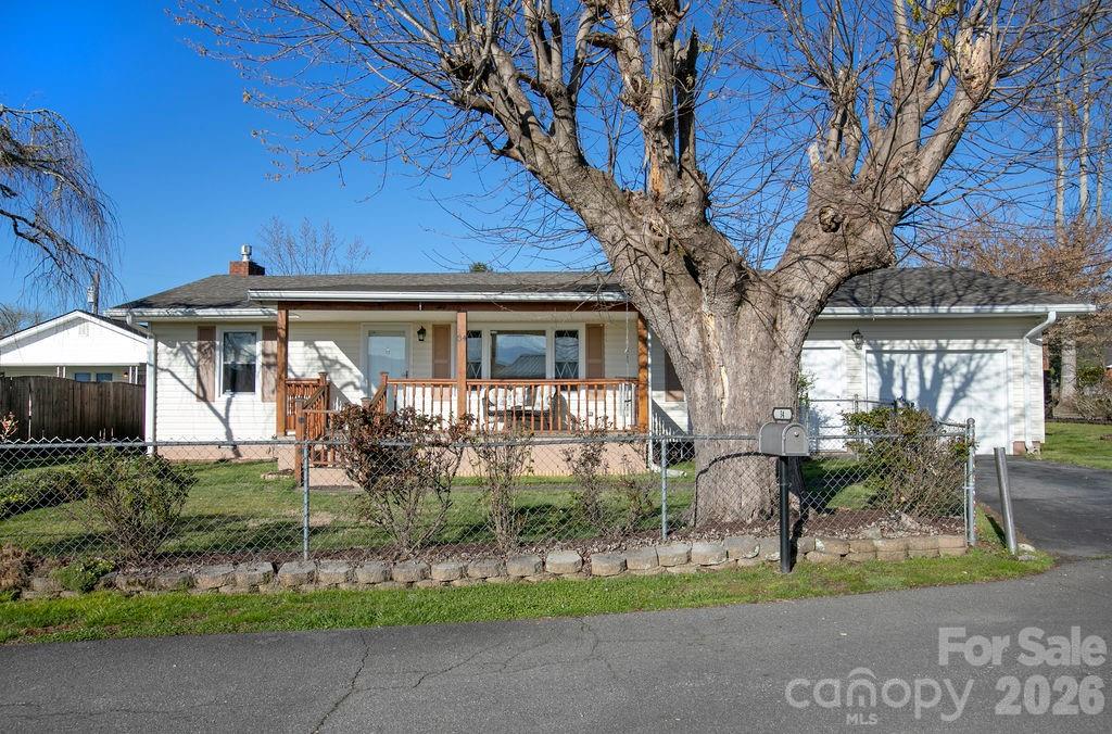 34 Sunset Drive — Brevard