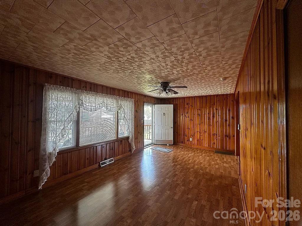 34 Sunset Drive — Brevard