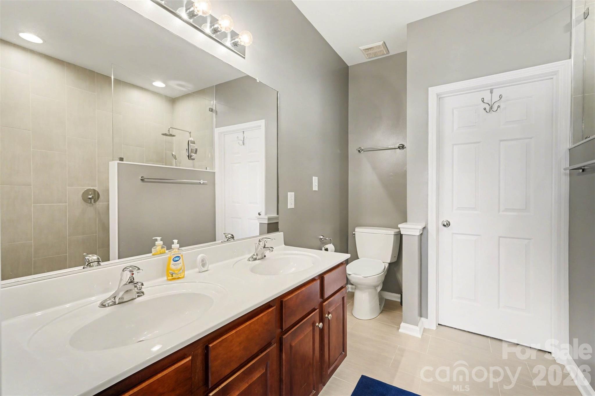 3818 Carl Parmer Drive — Harrisburg