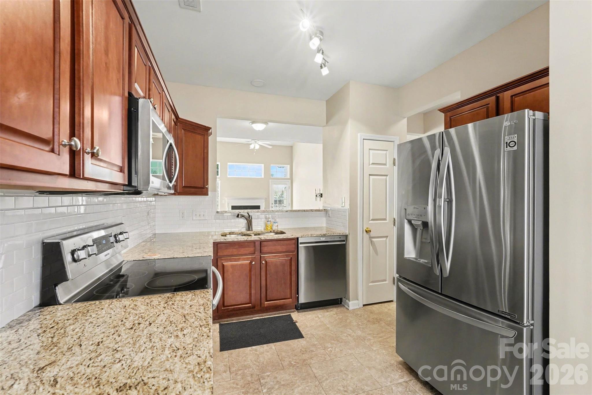 3818 Carl Parmer Drive — Harrisburg