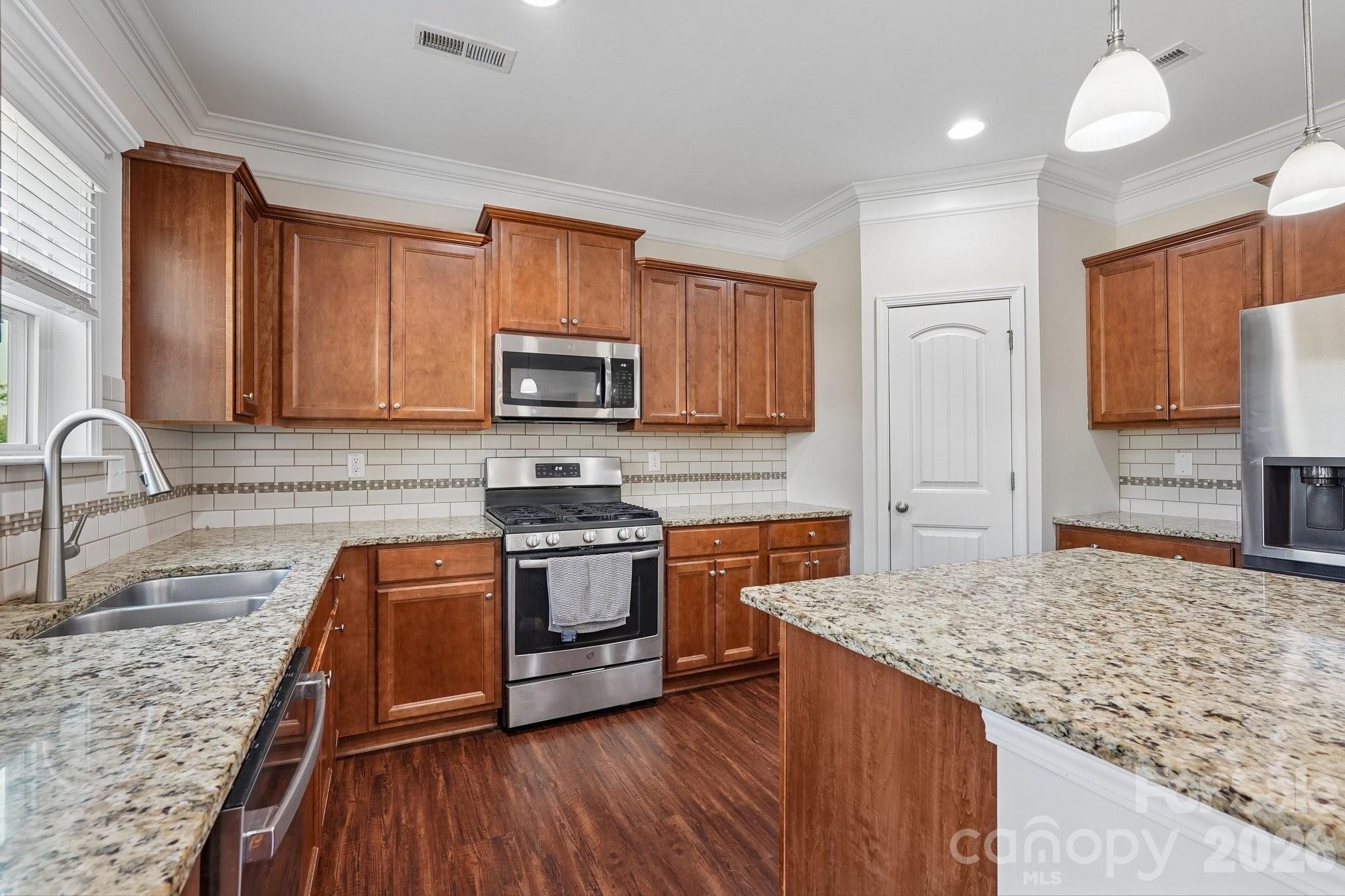 2609 Lakefront Drive — Belmont