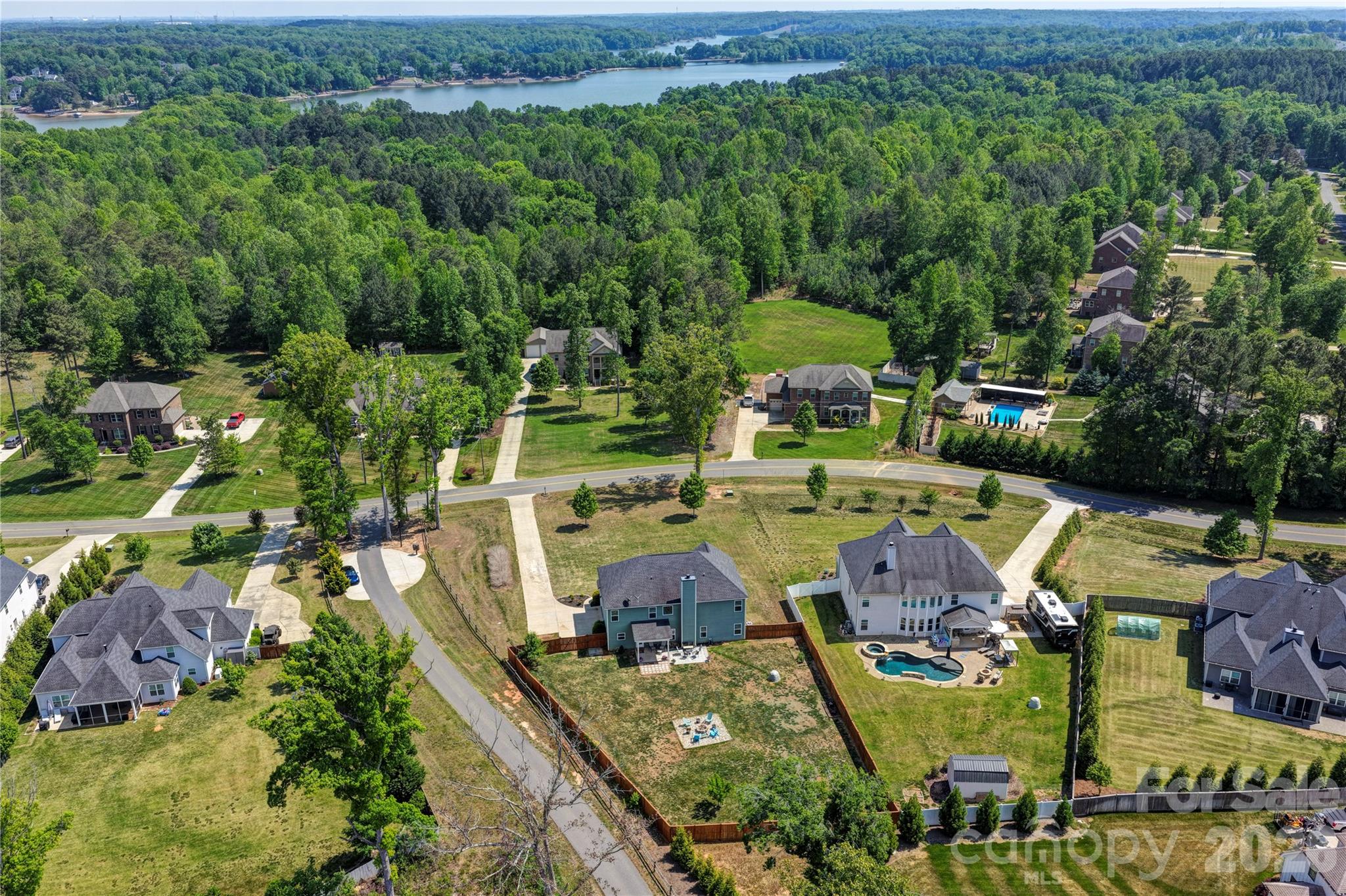 2609 Lakefront Drive — Belmont