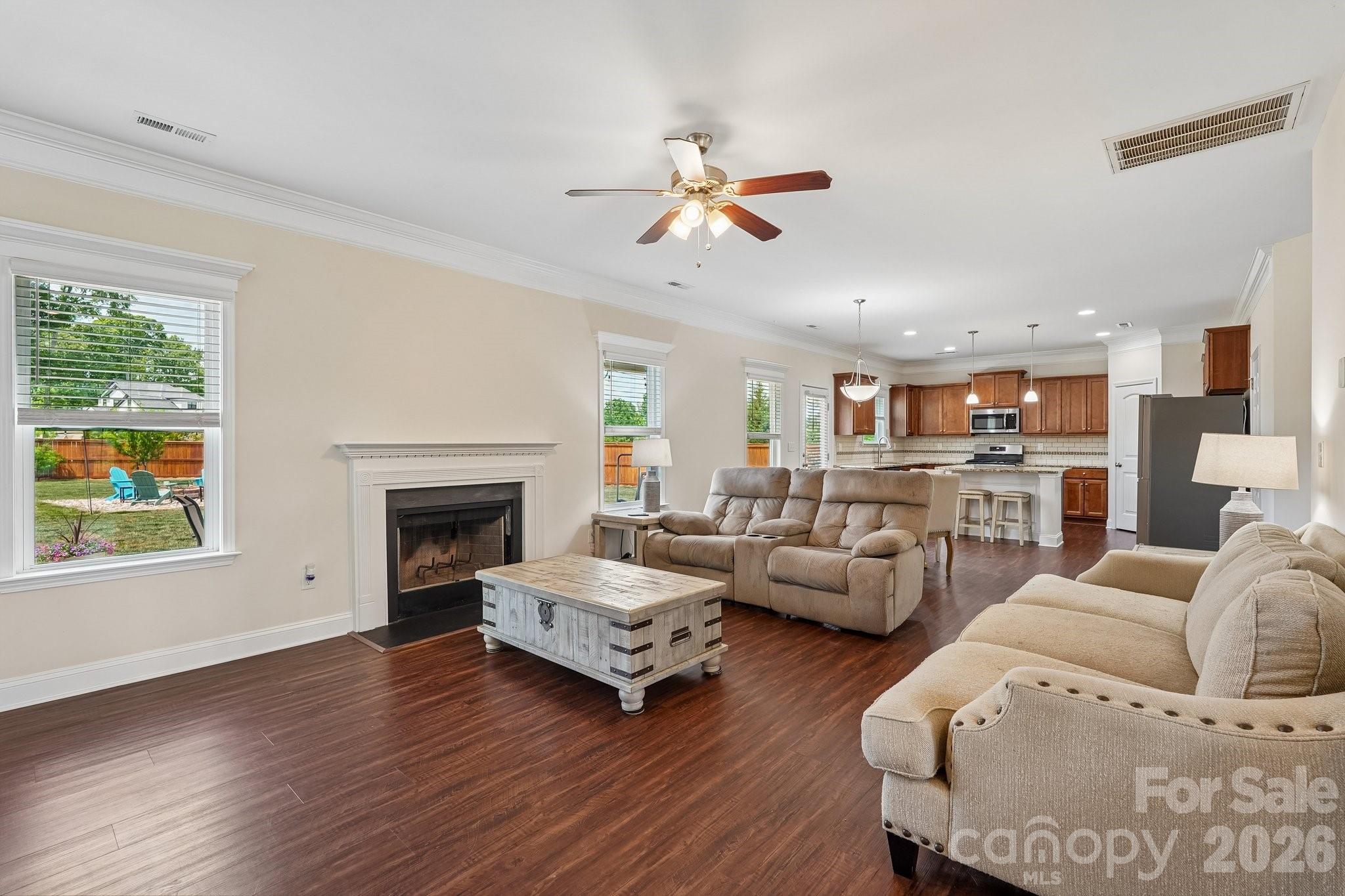 2609 Lakefront Drive — Belmont